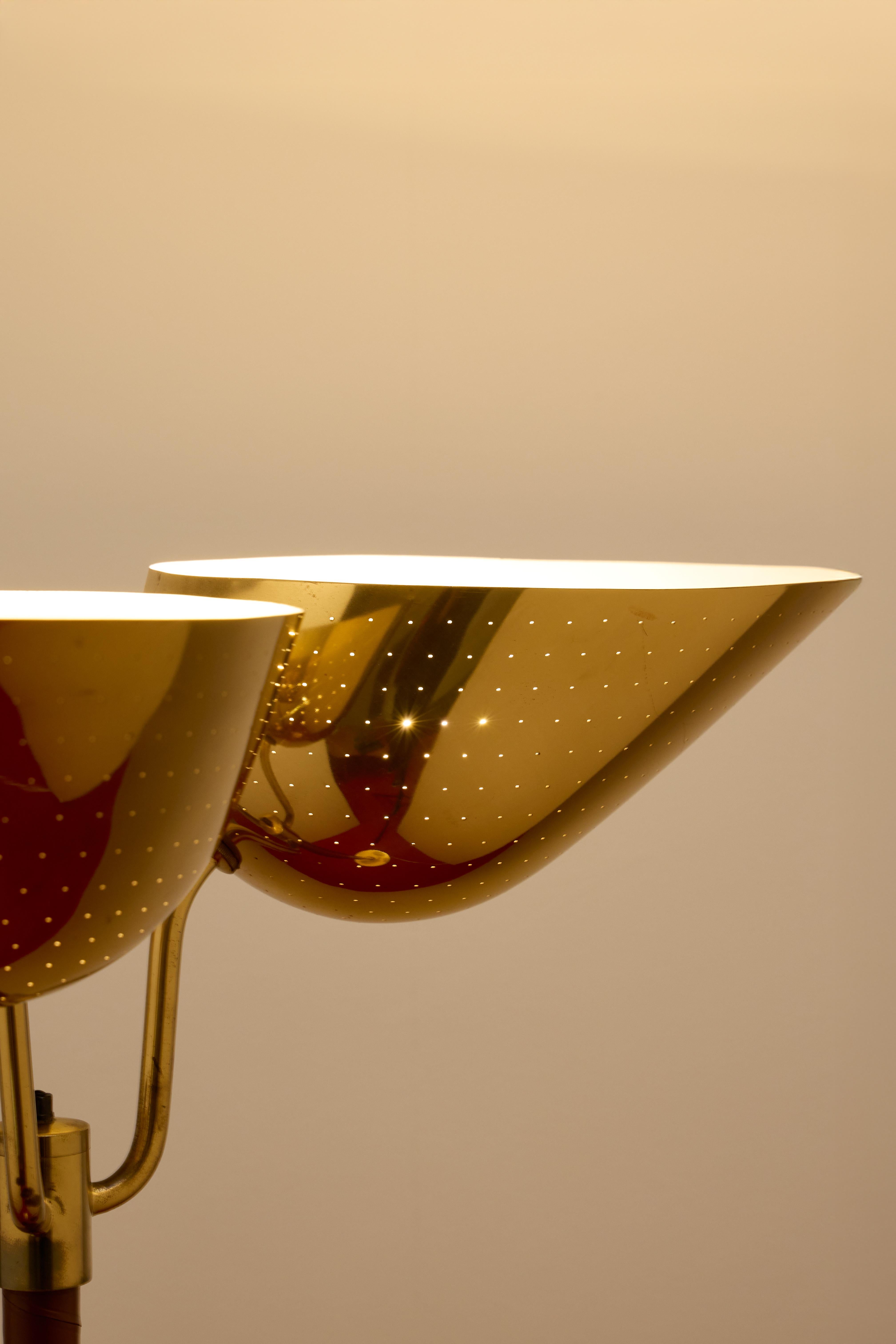 Suédois Paire de lampadaires Carl-Axel Acking, Suède, années 1940 en vente