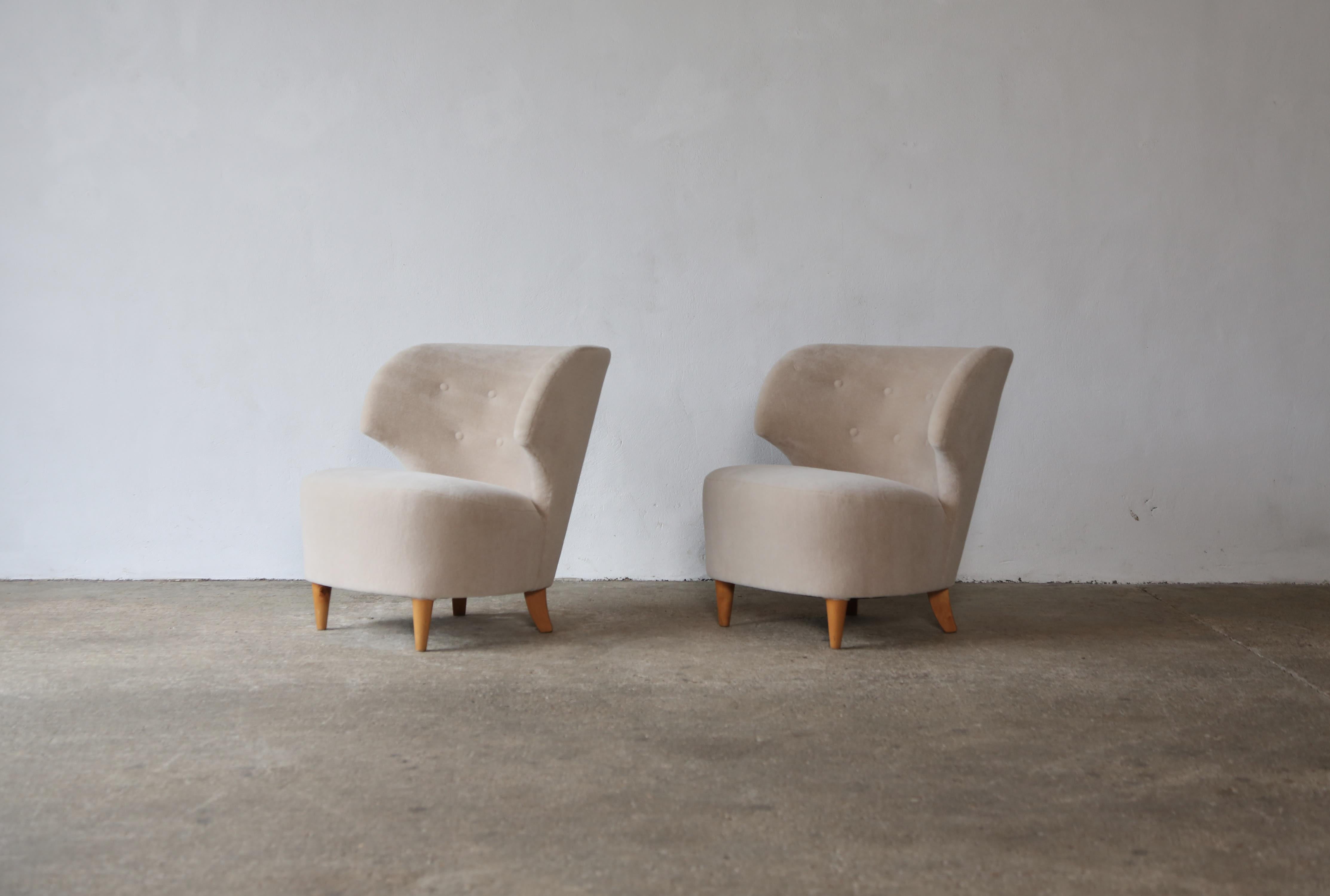 Pair of Carl-Johan Boman Chairs, Finland, 1940s, Newly Upholstered in Alpaca For Sale 3