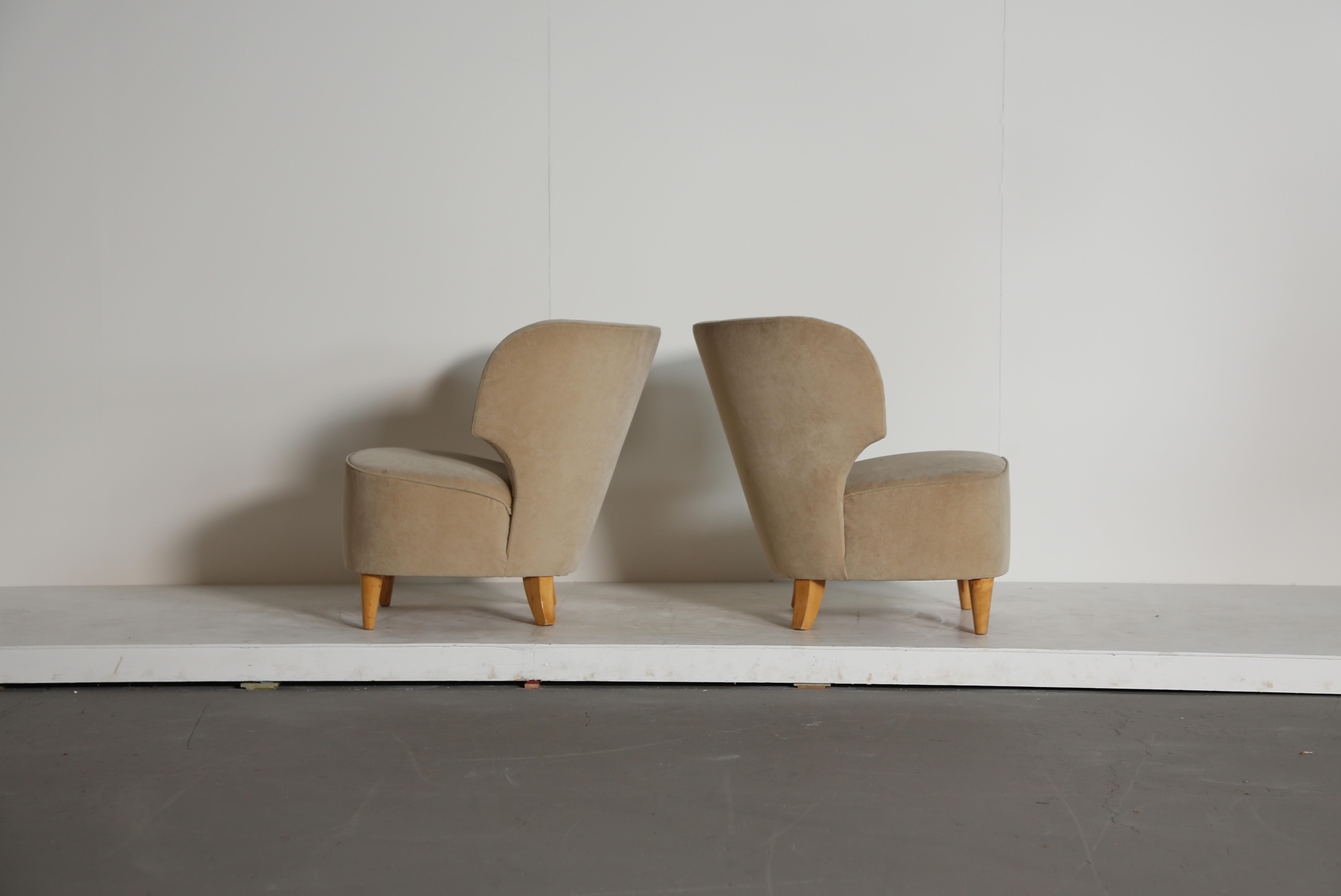 Mid-Century Modern Paire de chaises Carl-Johan Boman, Finlande, à retapisser en vente