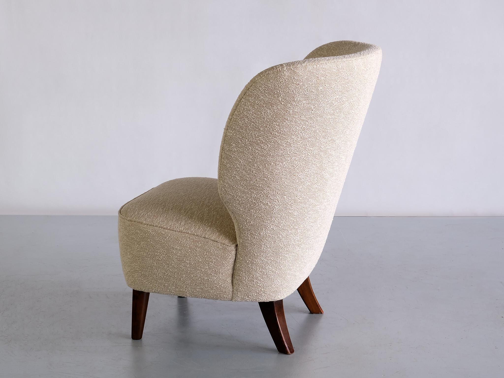 Pair of Carl-Johan Boman Easy Chairs in Élitis Fabric and Beech, Finland, 1940s 7