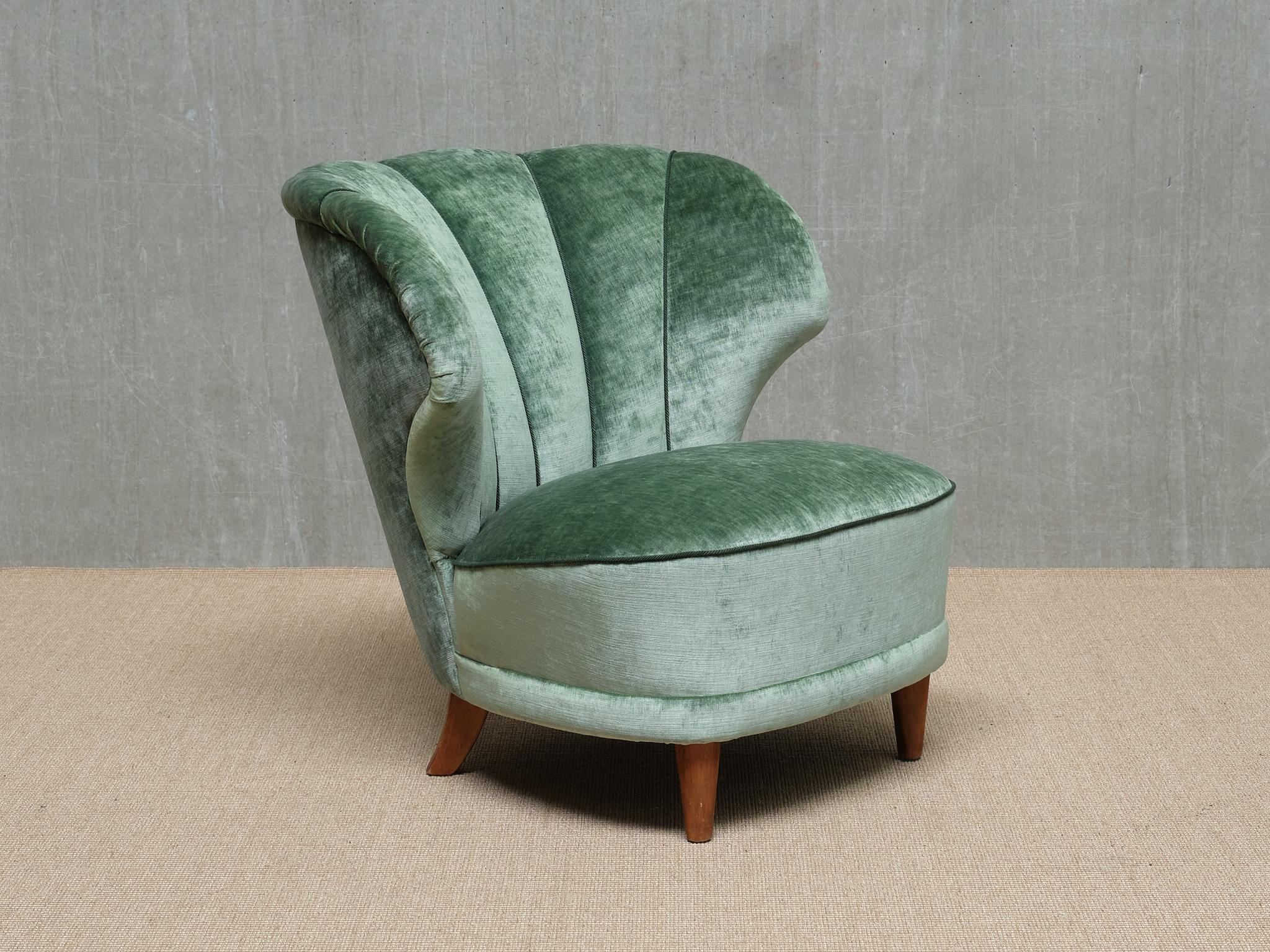 Paire de chaises longues Carl-Johan Boman en velours vert jade, Finlande, années 1950 en vente 1