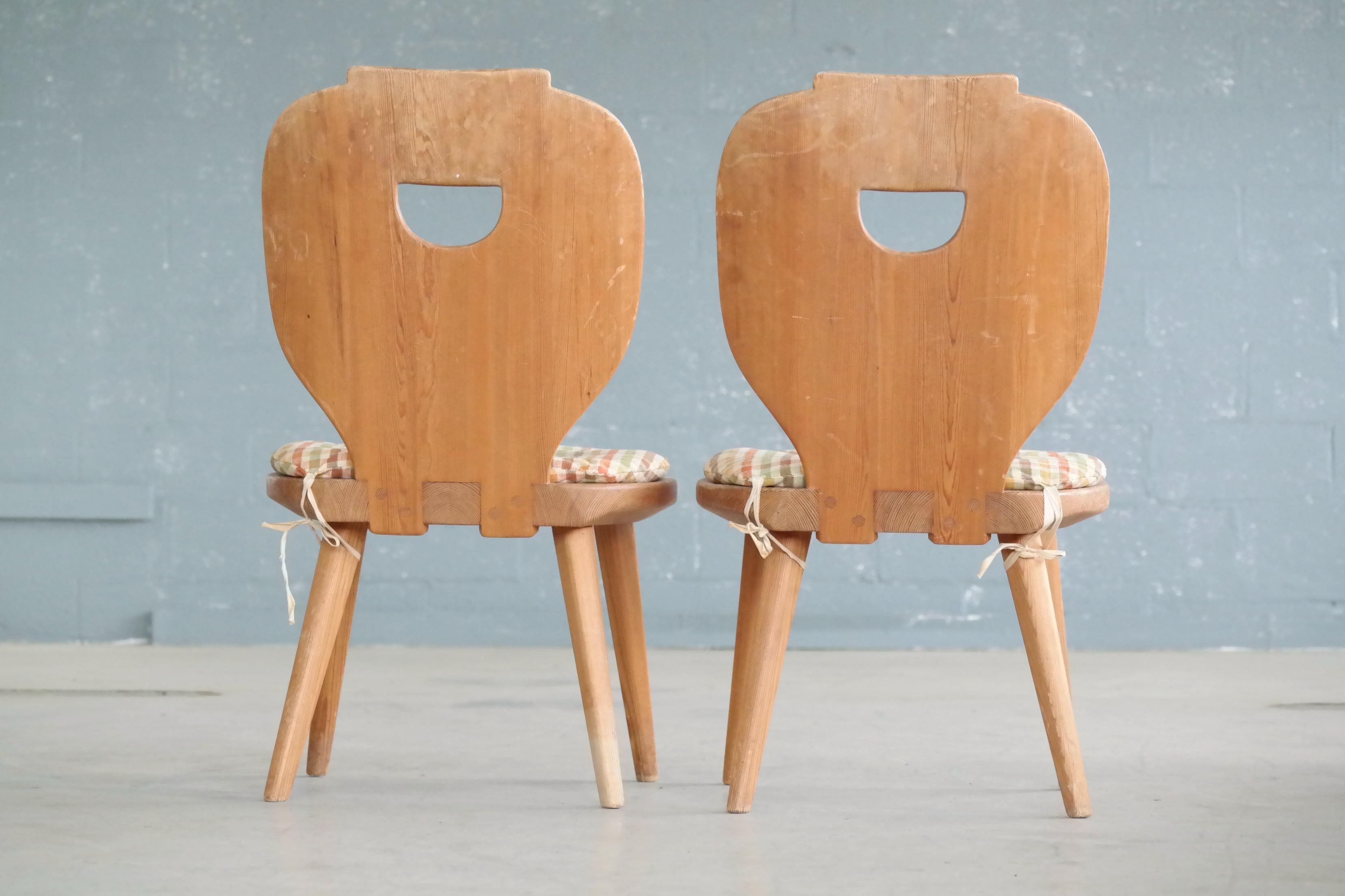 Pair of Carl Malmsten Country Style Side Chairs in Pine, Sweden, 1940s 3