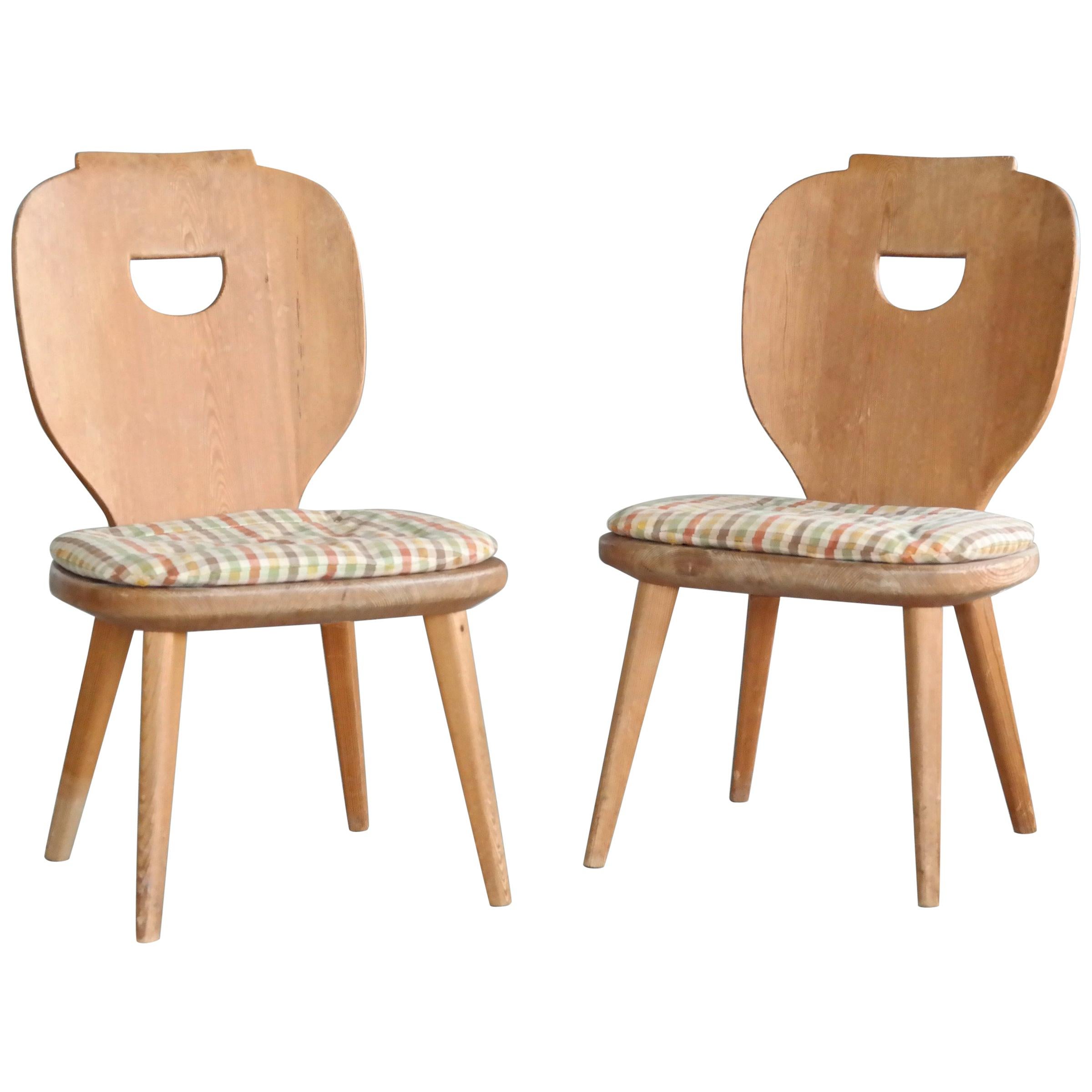 Pair of Carl Malmsten Country Style Side Chairs in Pine, Sweden, 1940s