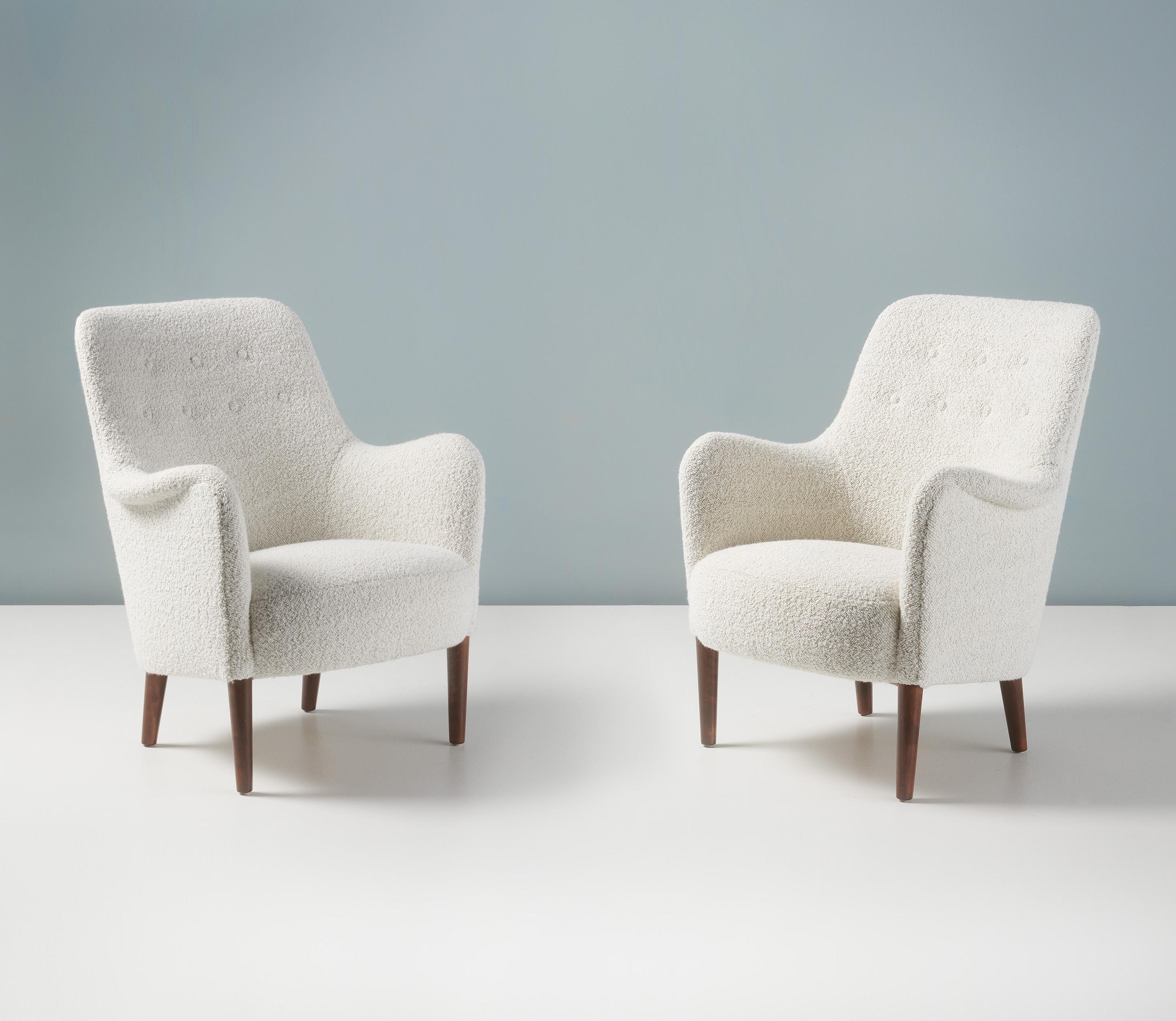 Scandinave moderne Paire de fauteuils Carl Malmsten,  vers les années 1950 en vente