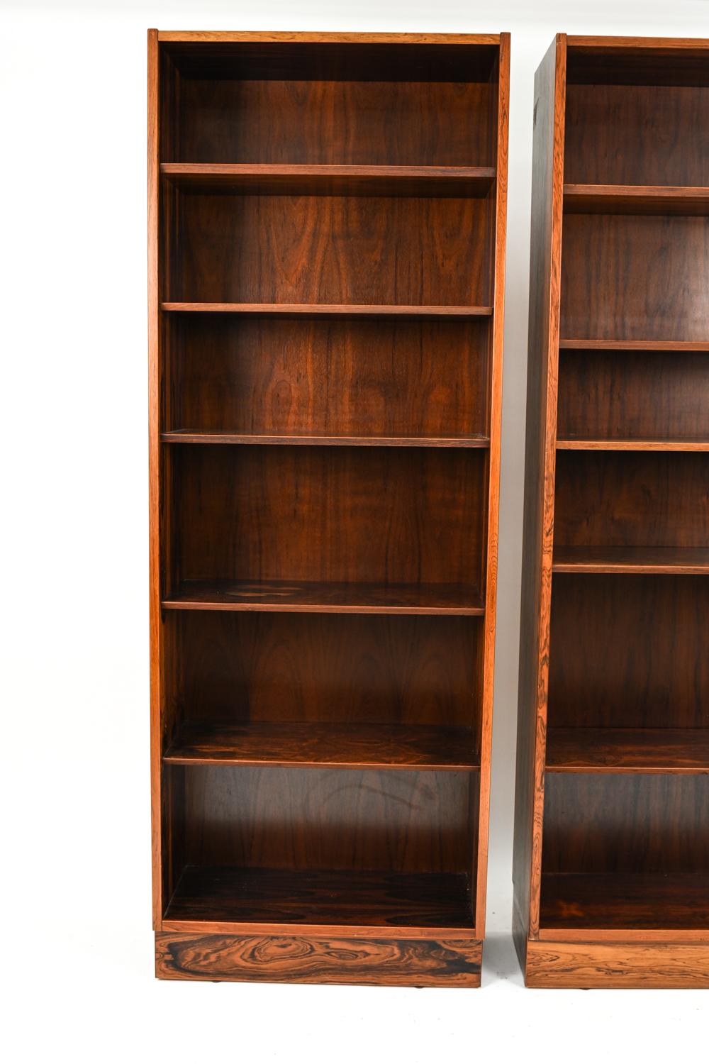 Scandinavian Modern Pair of Carlo Jensen for Poul Hundevad Rosewood Bookcases