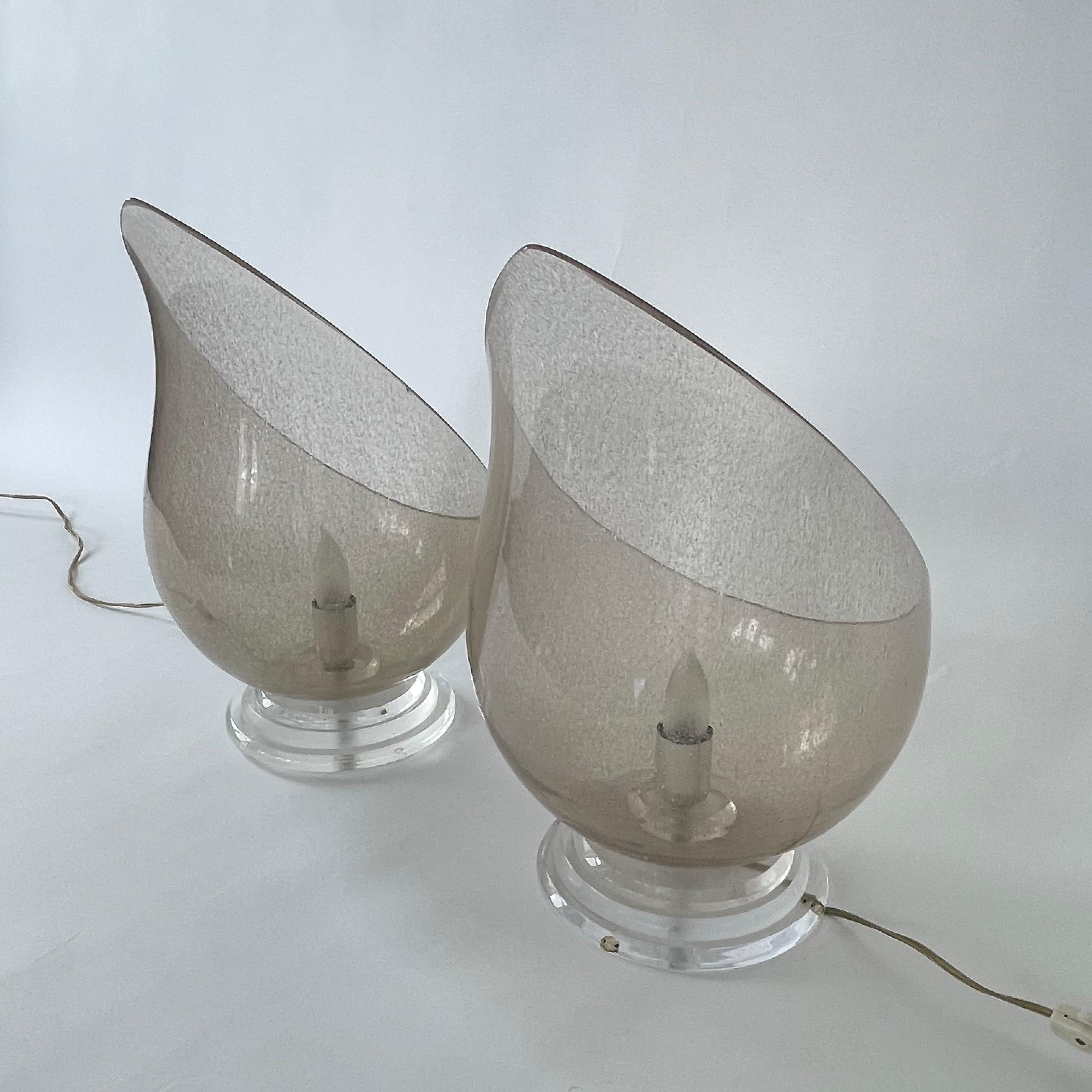 Paar Carlo Nason Pulegoso Murano-Tischlampen mit Tulpen aus Muranoglas von Mazzega, Italien, 1970er Jahre (Italienisch) im Angebot