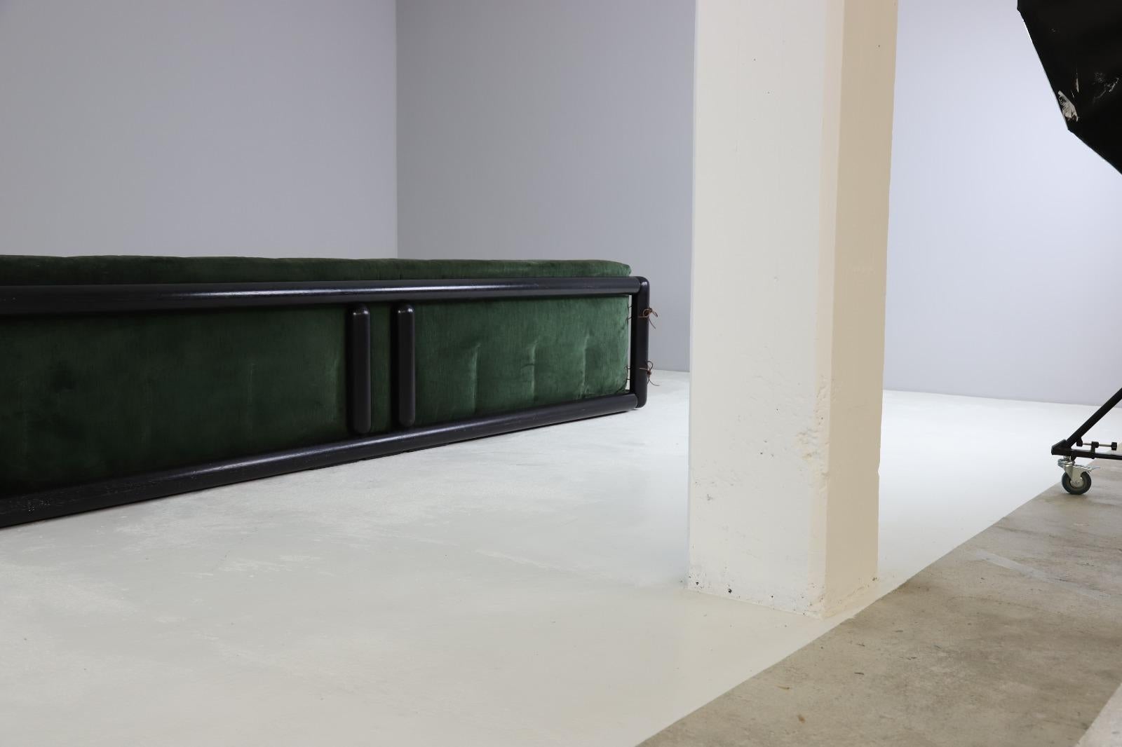 Pair of Carlo Scarpa 'Cornaro' Sofas in Dark Green Velvet Upholstery 8