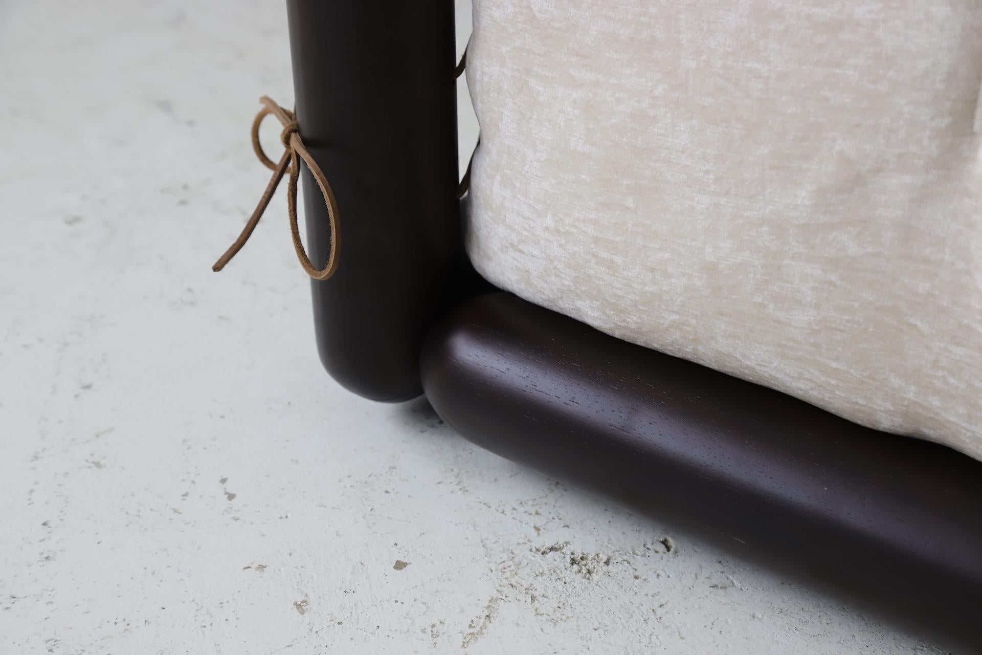 Pair of Carlo Scarpa 'Cornaro' Sofas in Velvet Upholstery, Italy 1973 2