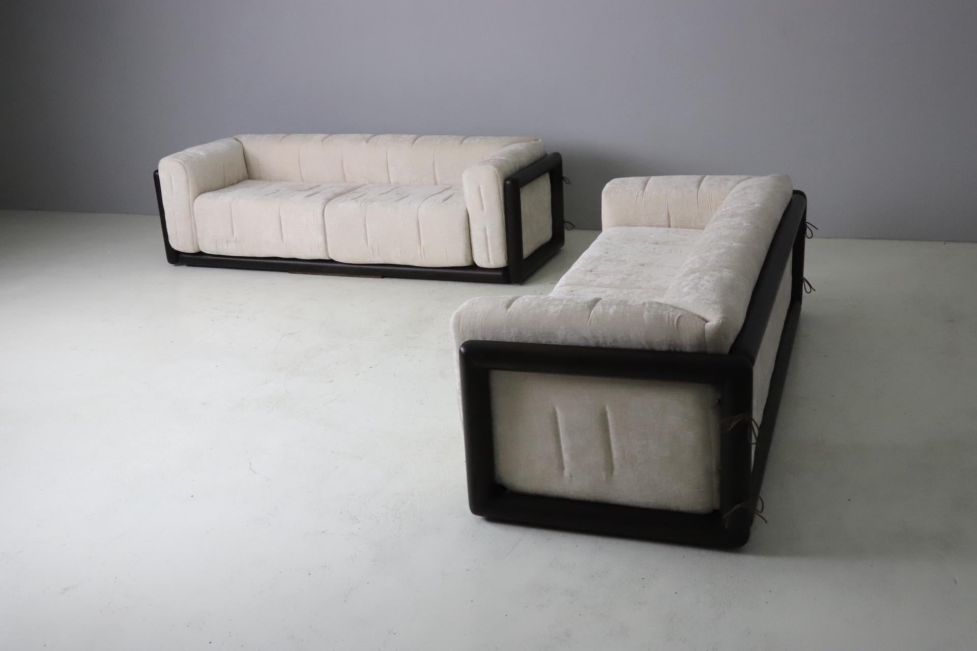 Late 20th Century Pair of Carlo Scarpa 'Cornaro' Sofas in Velvet Upholstery, Italy 1973