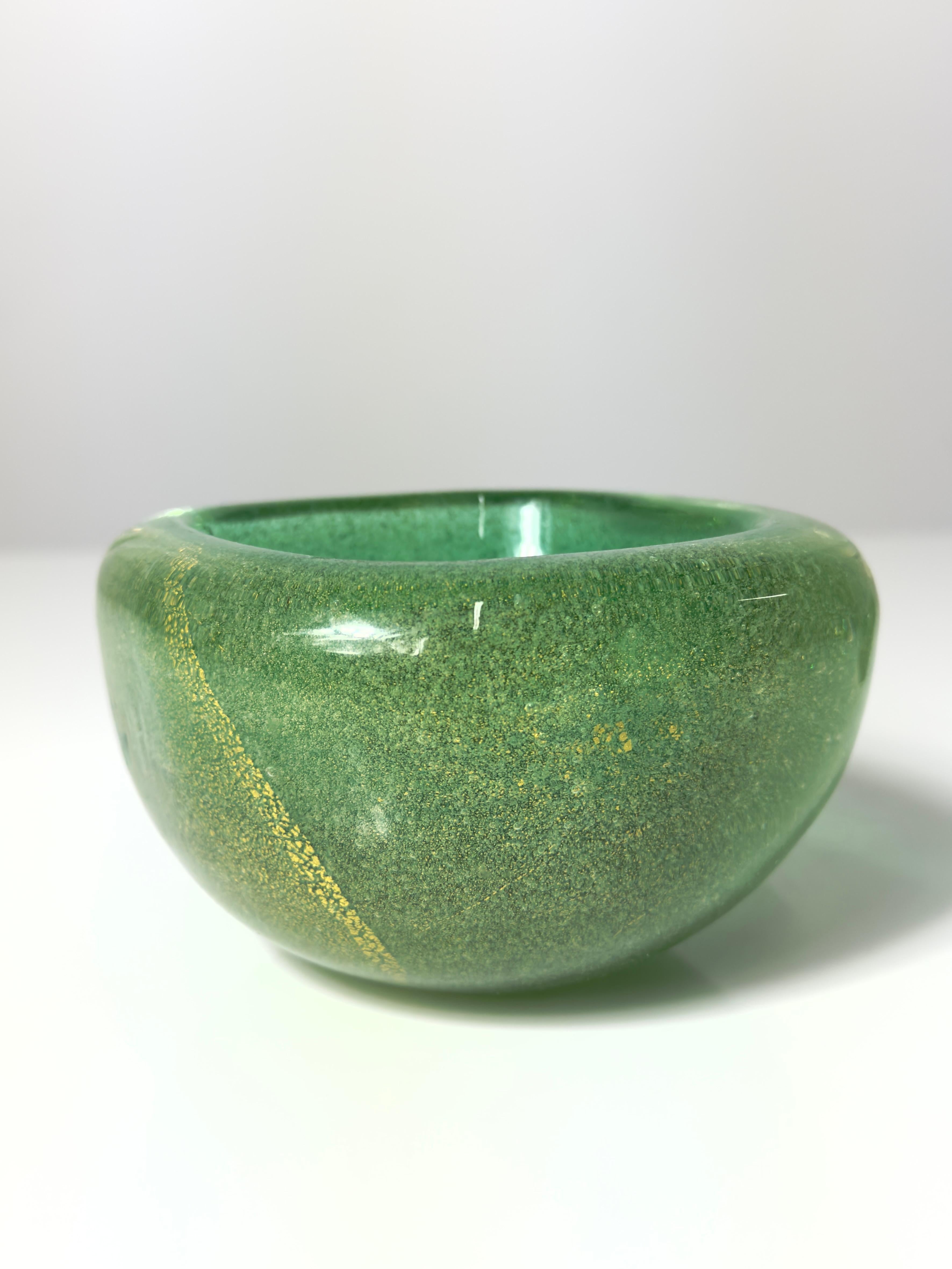 Pareja de cuencos de cristal verde Carlo Scarpa Sommerso Bollicine para Venini Italia Años 30 en venta 1