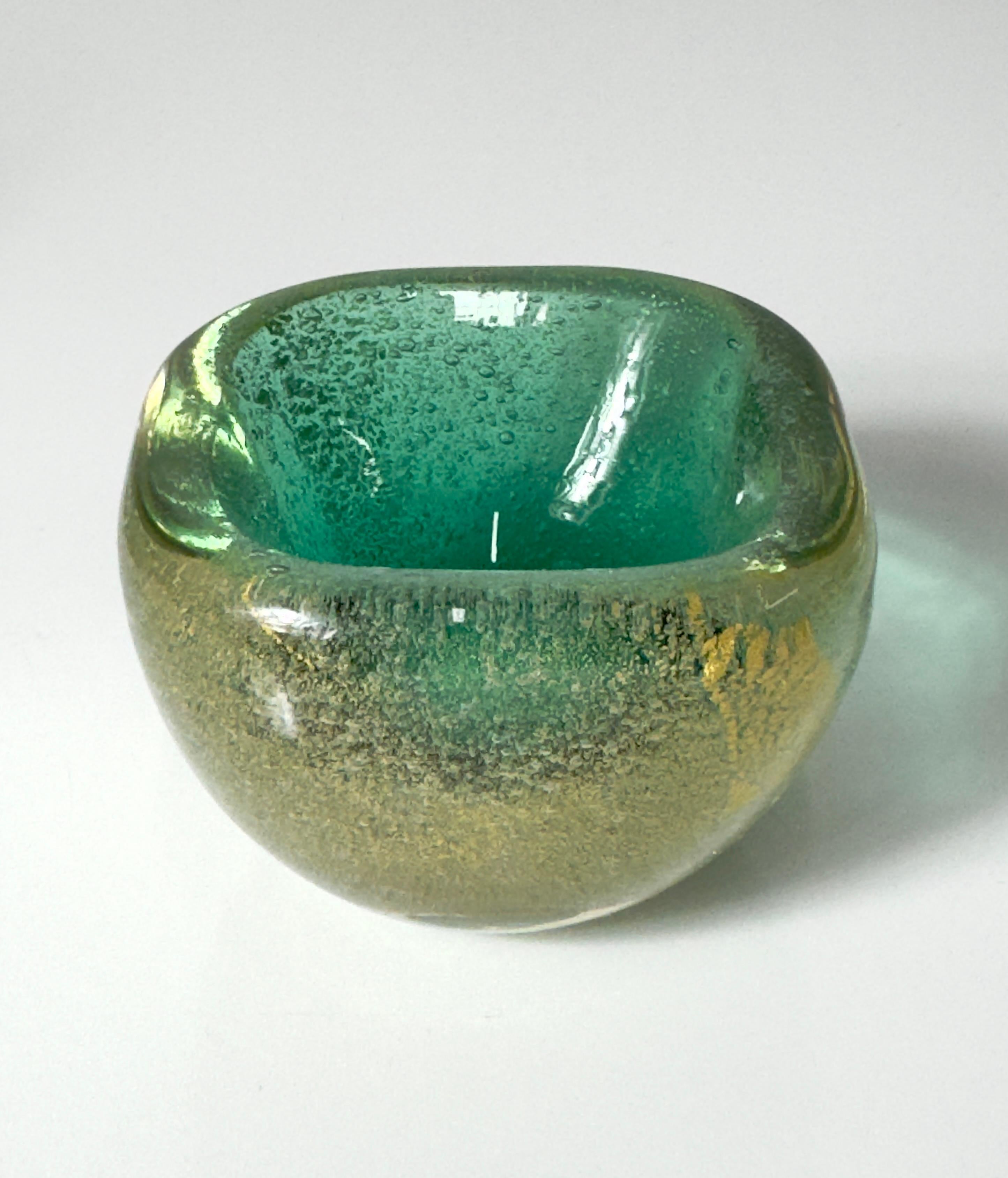 Pareja de cuencos de cristal verde Carlo Scarpa Sommerso Bollicine para Venini Italia Años 30 en venta 2