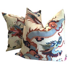 Coppia di cuscini Carlton V "Puff" in Lapis e Berry con imbottitura in piuma d
oca