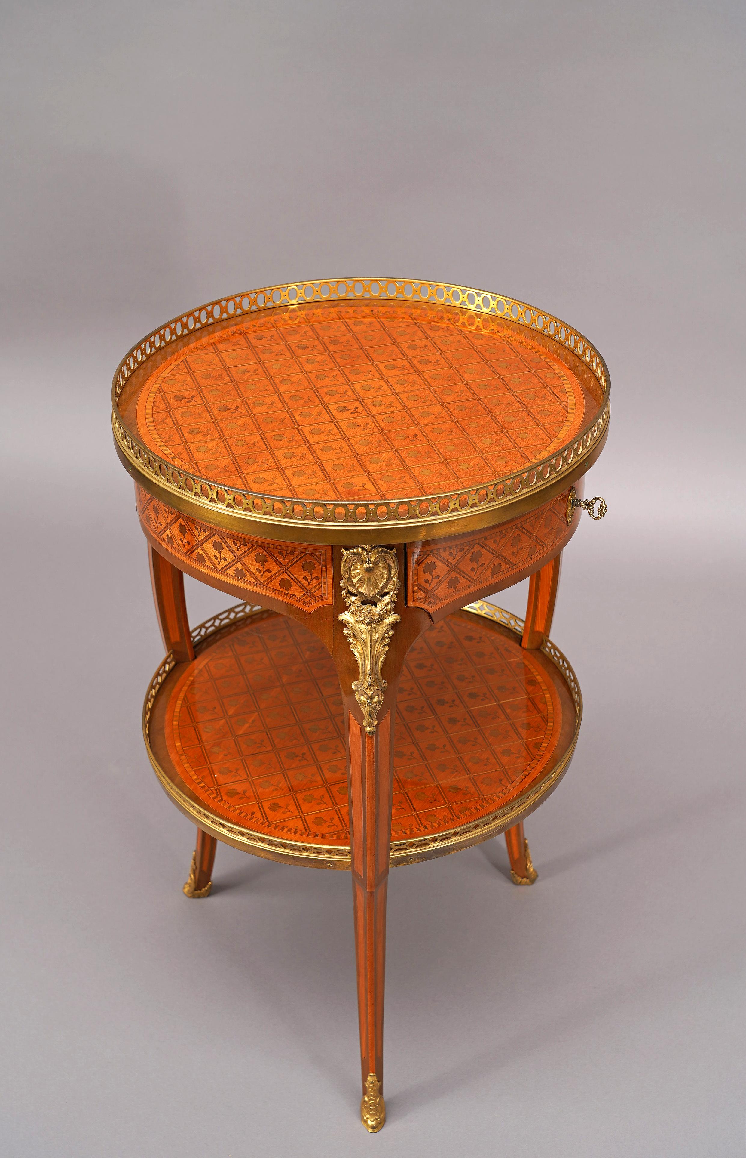 Fin du XIXe siècle Paire de tables 
