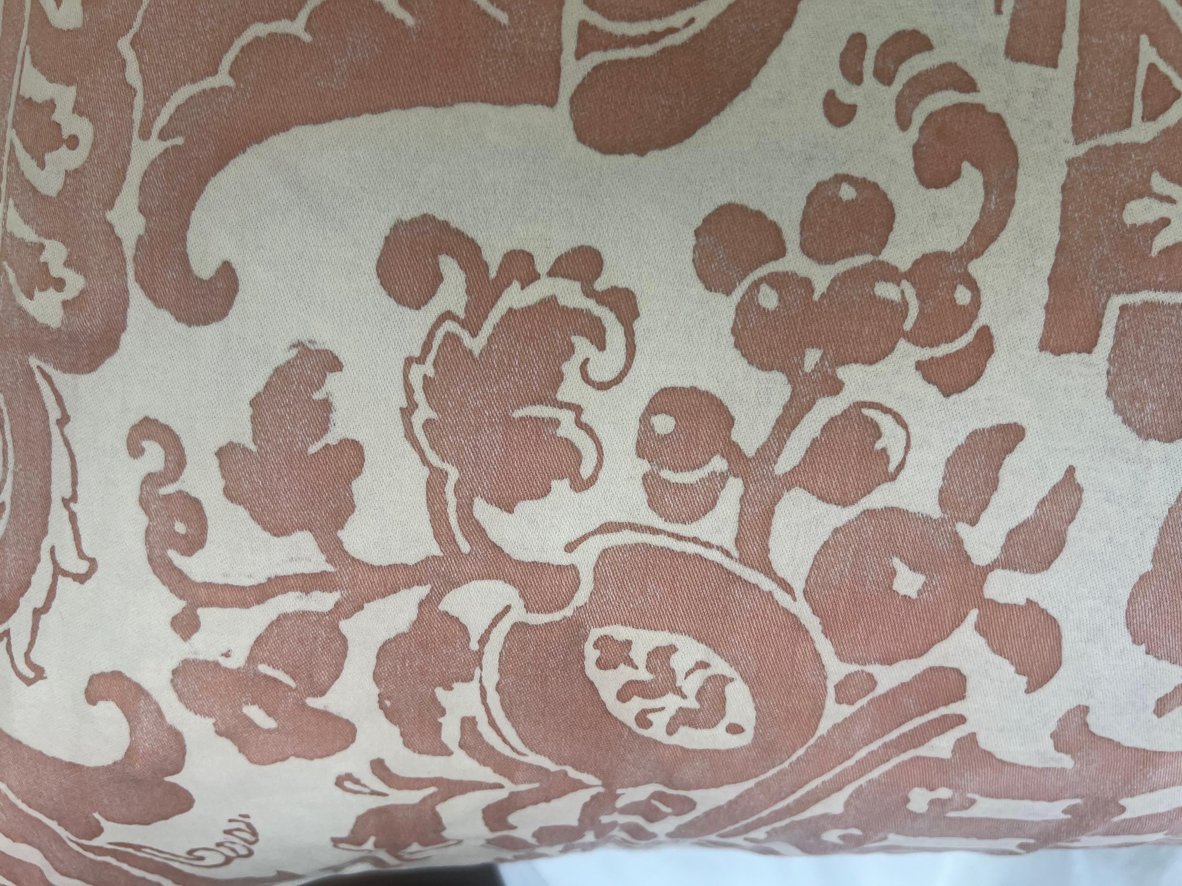 Cotton Pair of Carnavalet Patterned Fortuny Pillows For Sale