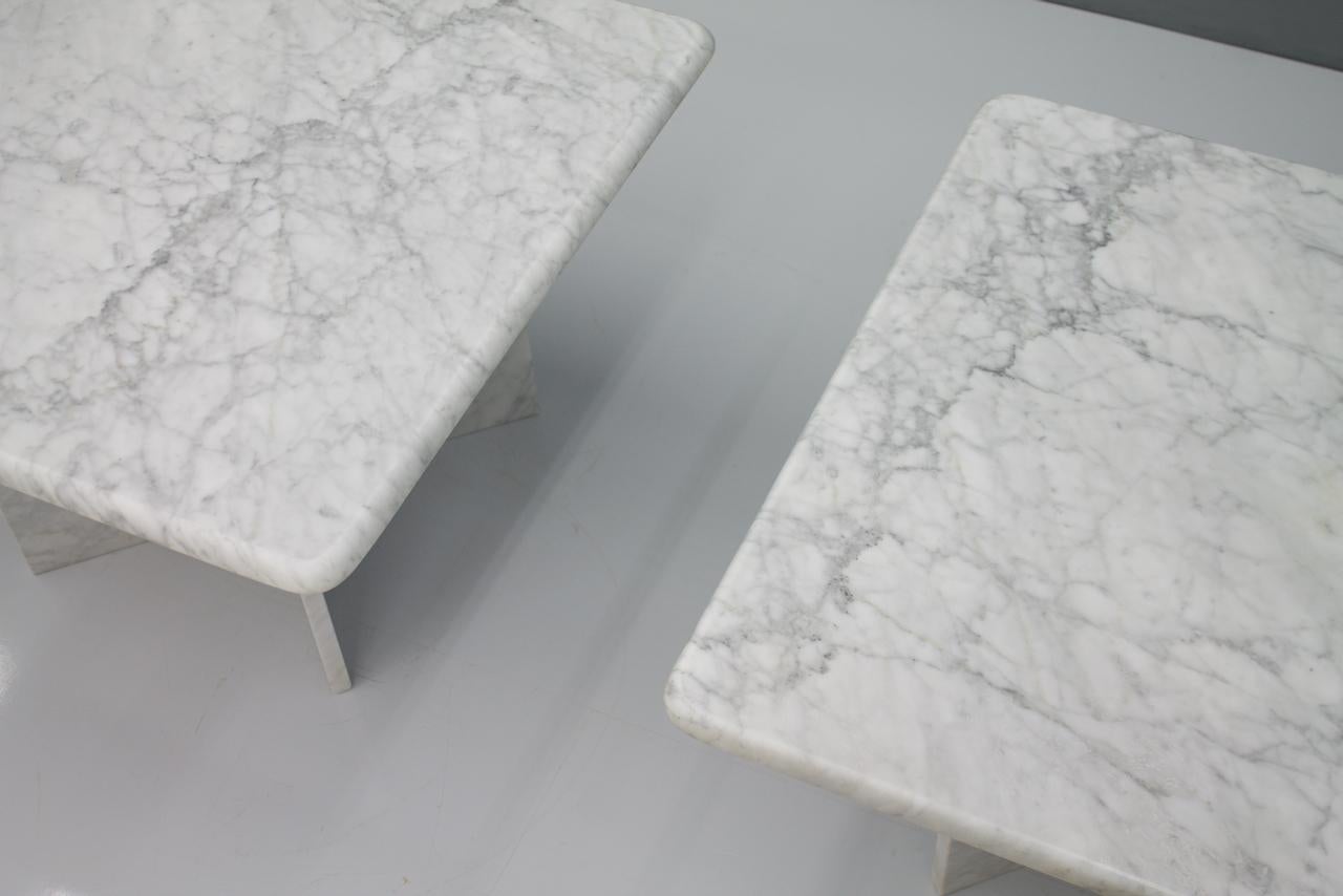 Pair of Carrara Marble Side Tables, Italy 1970s For Sale 1