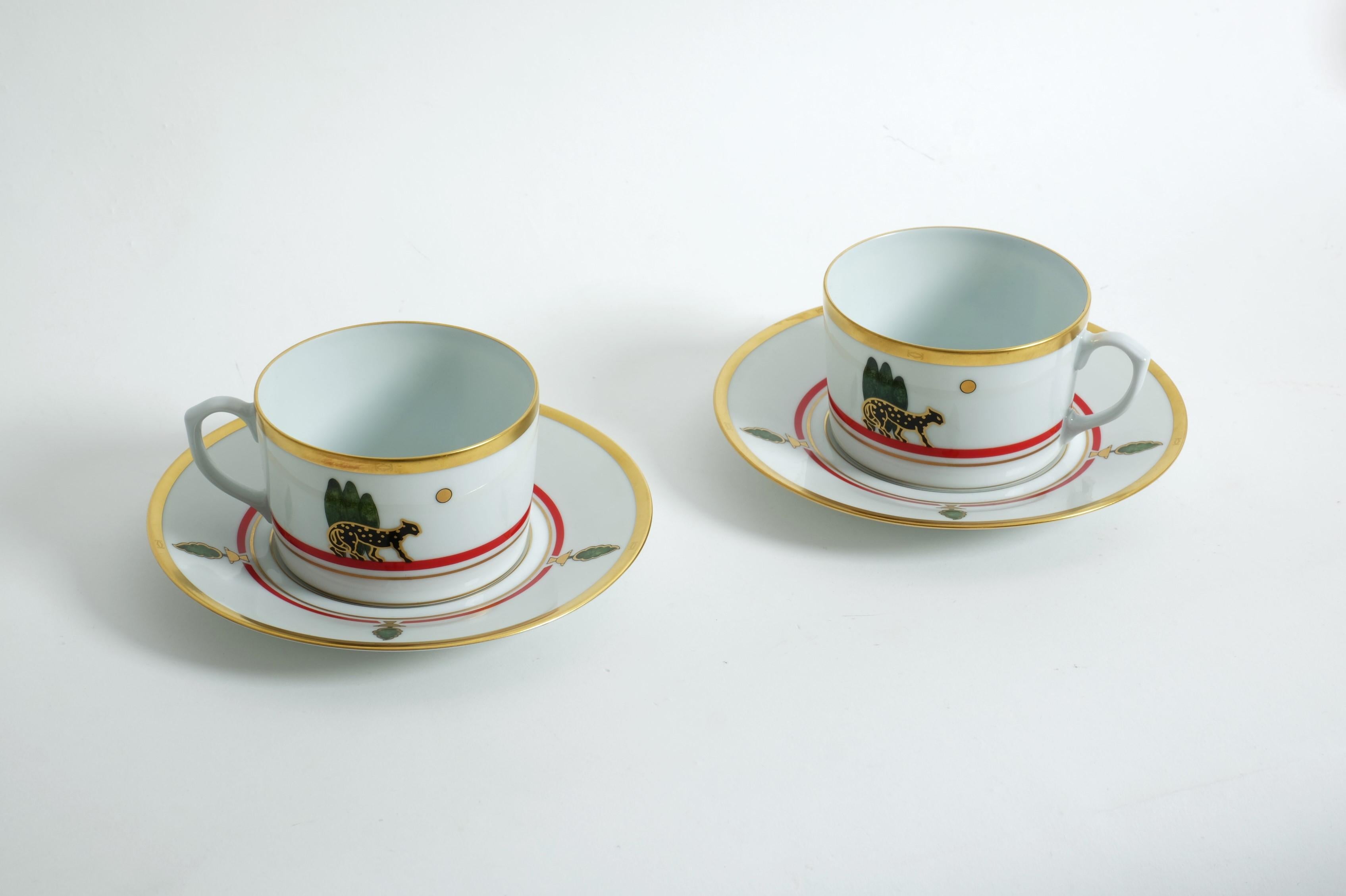 Art déco Paire de tasses à thé ou à café Cartier, soucoupes panthère pour porcelaine de Limoges, France en vente