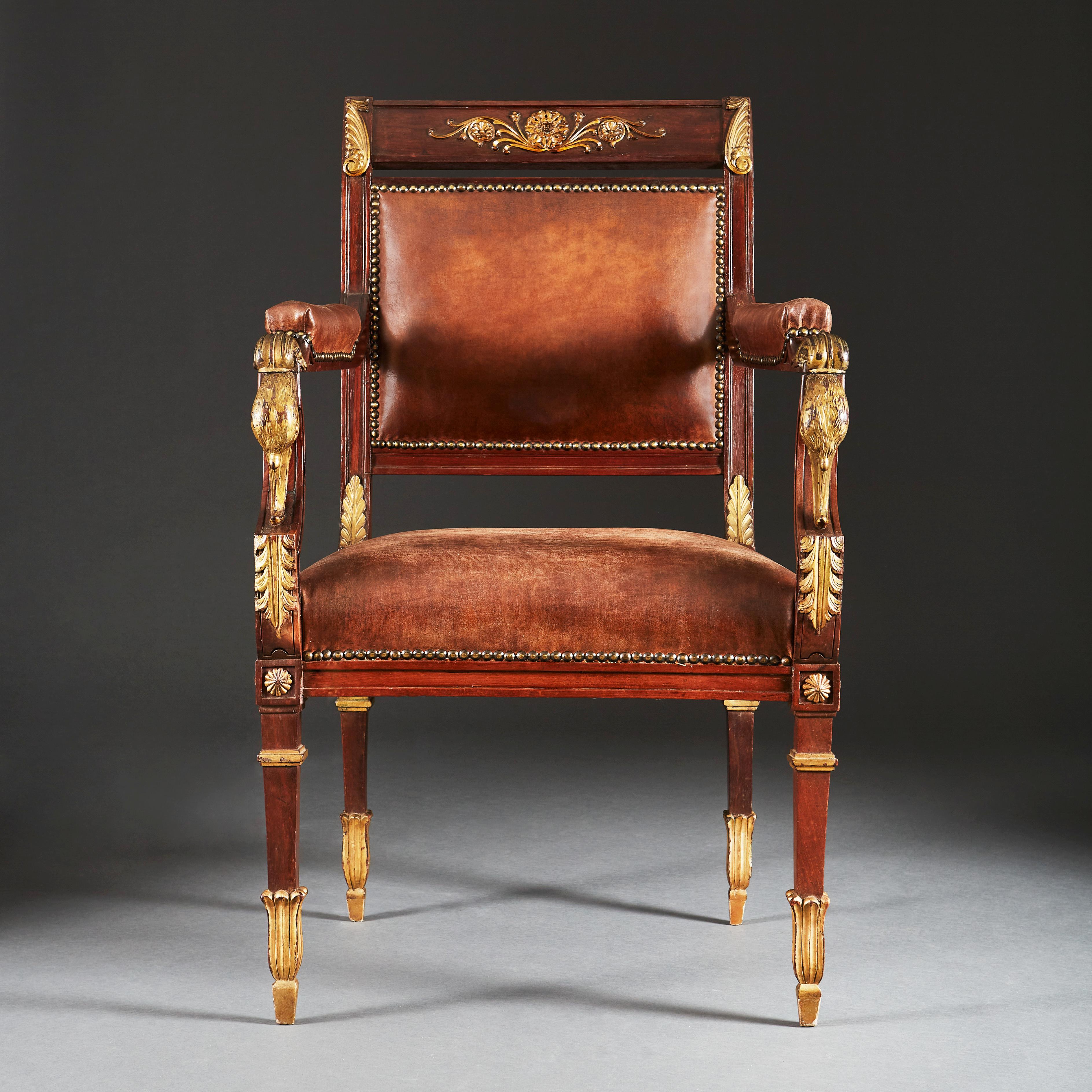 Pair of Carved and Gilded Armchairs Attributed to Maison Jansen In Good Condition For Sale In London, GB