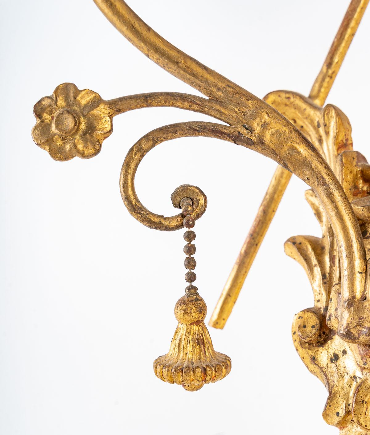 19th Century Pair of Carved and Gilded Wood Sconces, Italian work For Sale