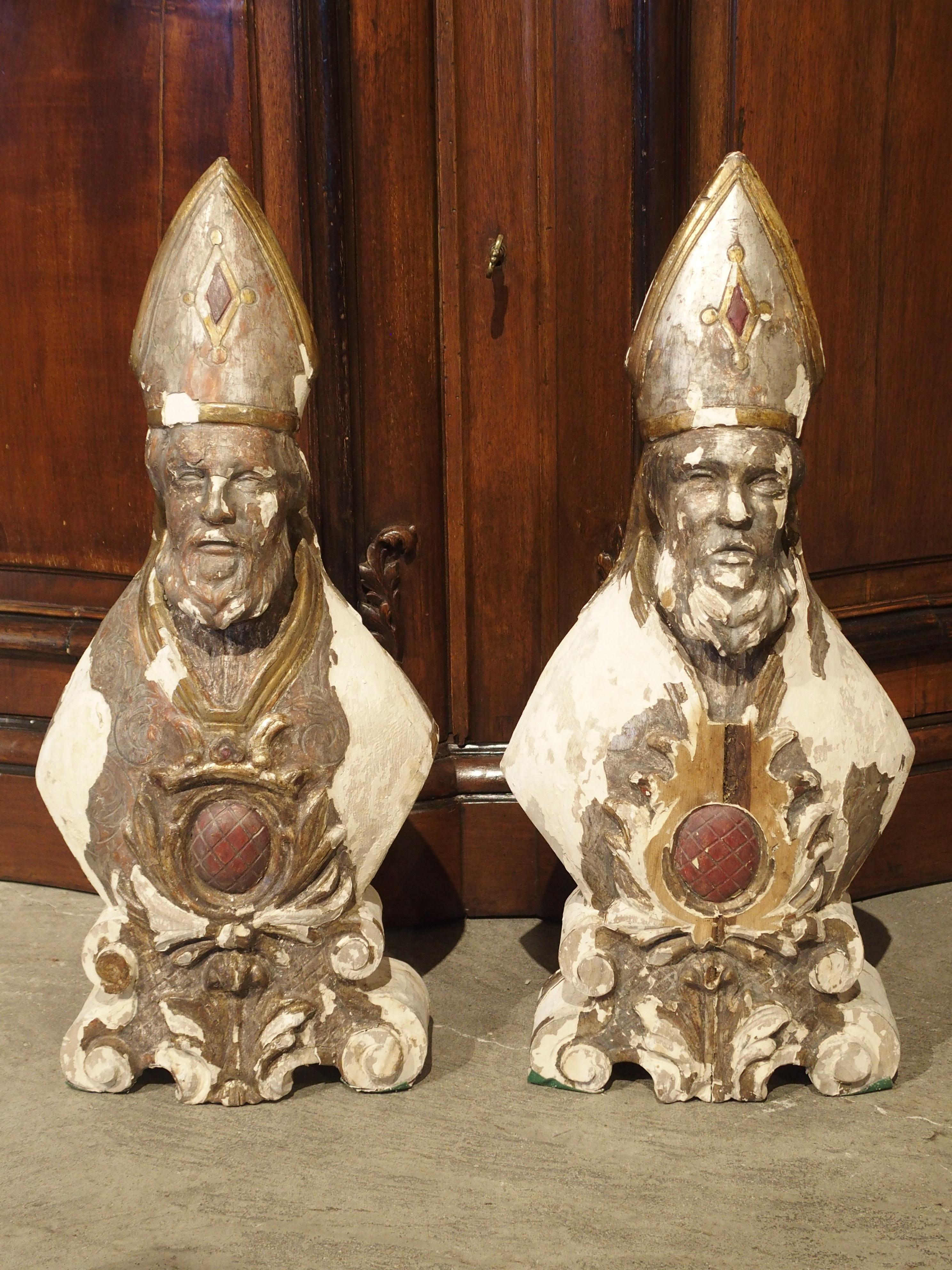 Pair of Carved and Parcel Silvered 17th Century Bishops, Lazio Italy 13