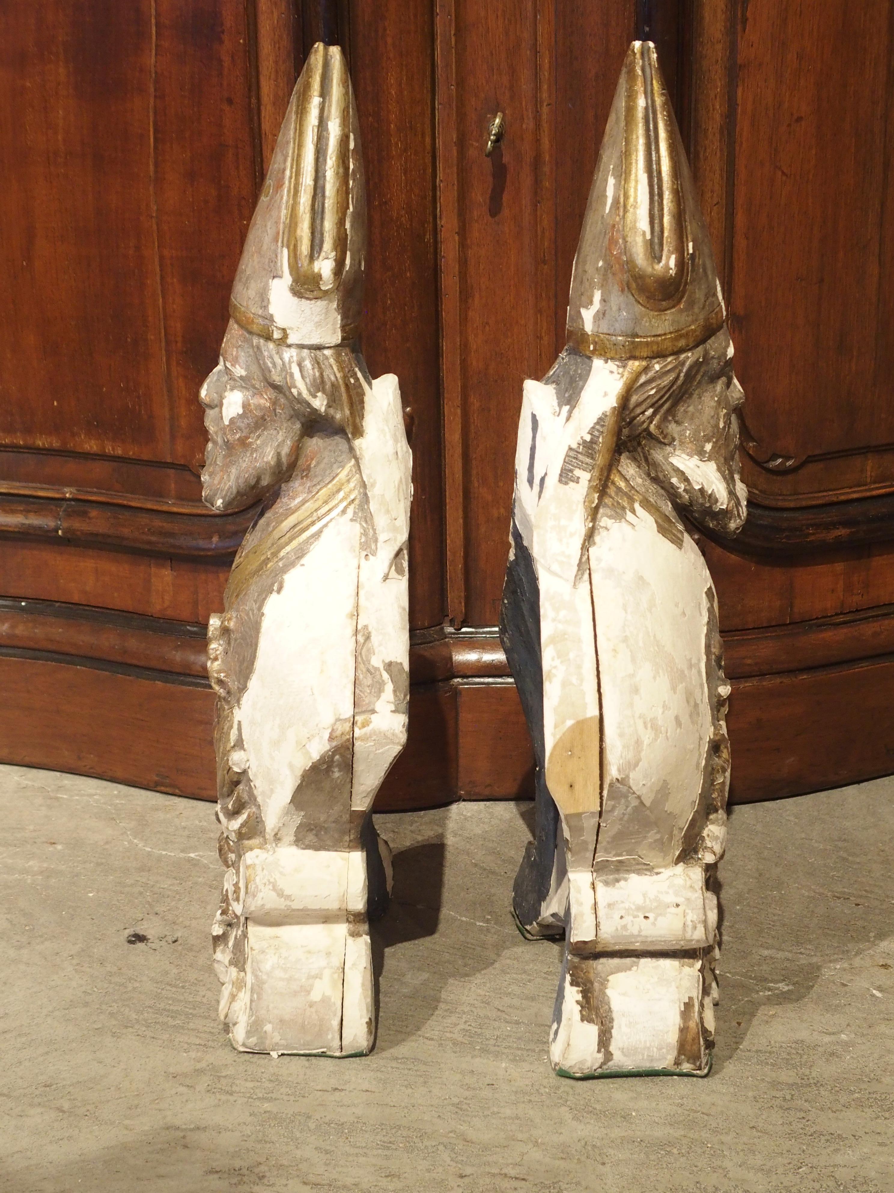 Pair of Carved and Parcel Silvered 17th Century Bishops, Lazio Italy 1