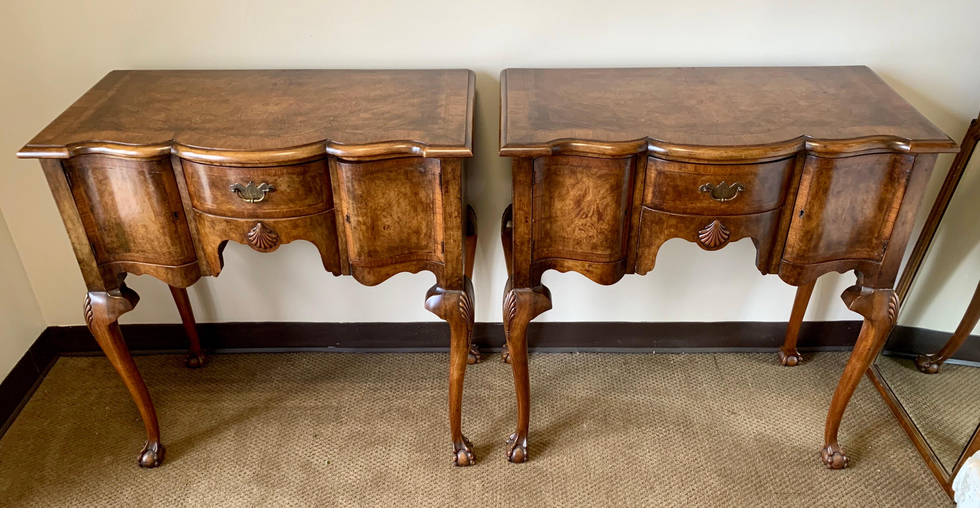 Pair of Carved Burled Walnut Console Tables and Black Chinoiserie Mirrors In Good Condition In West Hartford, CT