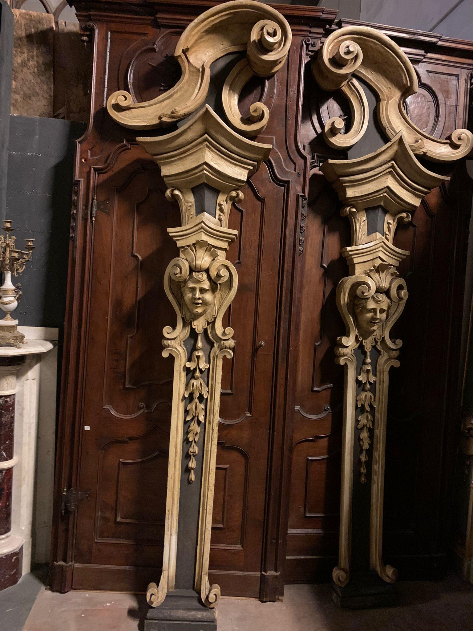 pair of carved column pilasters, richly carved and lacquered, Italy For Sale 3