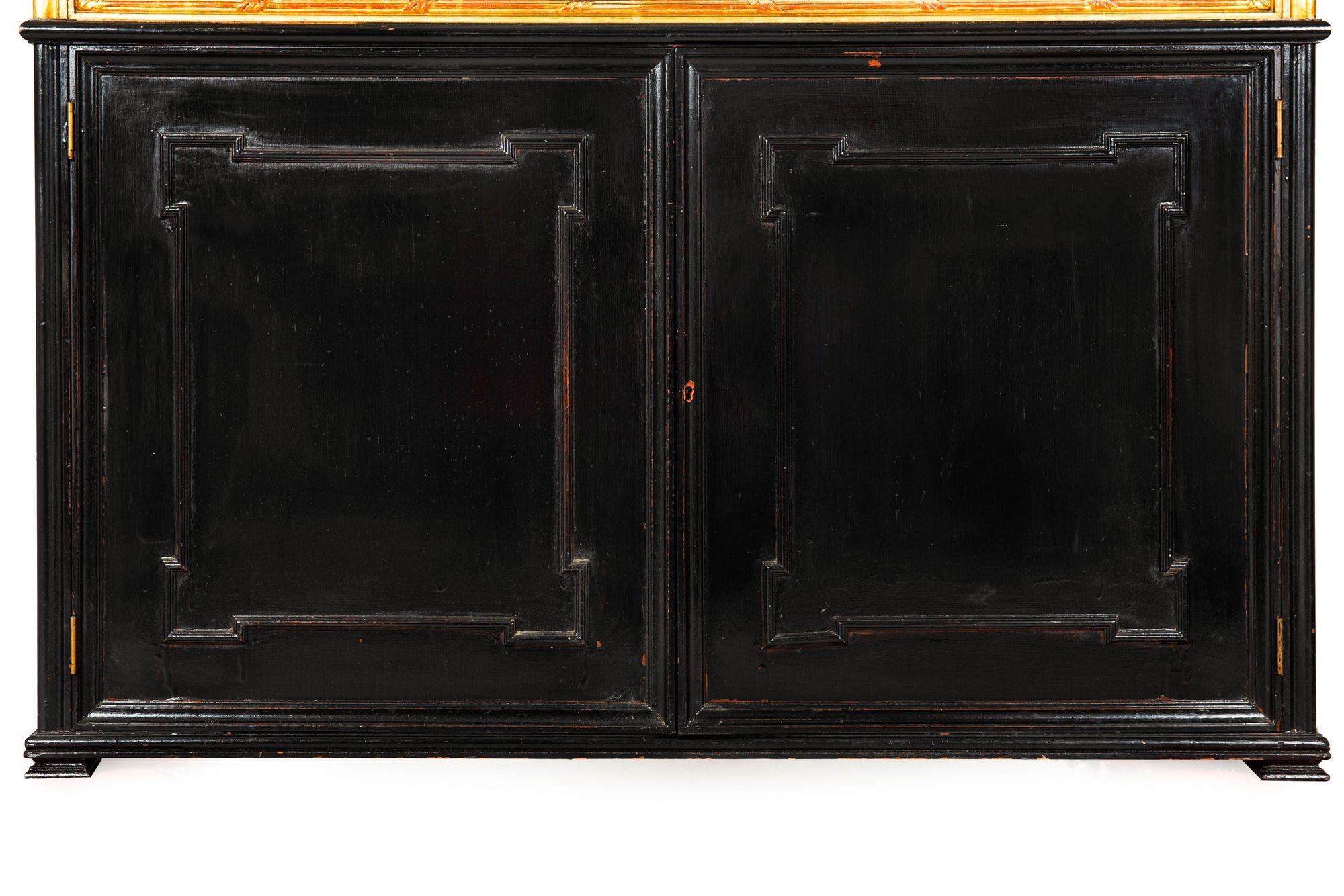20th Century Pair of Carved Giltwood Antique Collector Display Cabinets by M. Grieve Co. For Sale