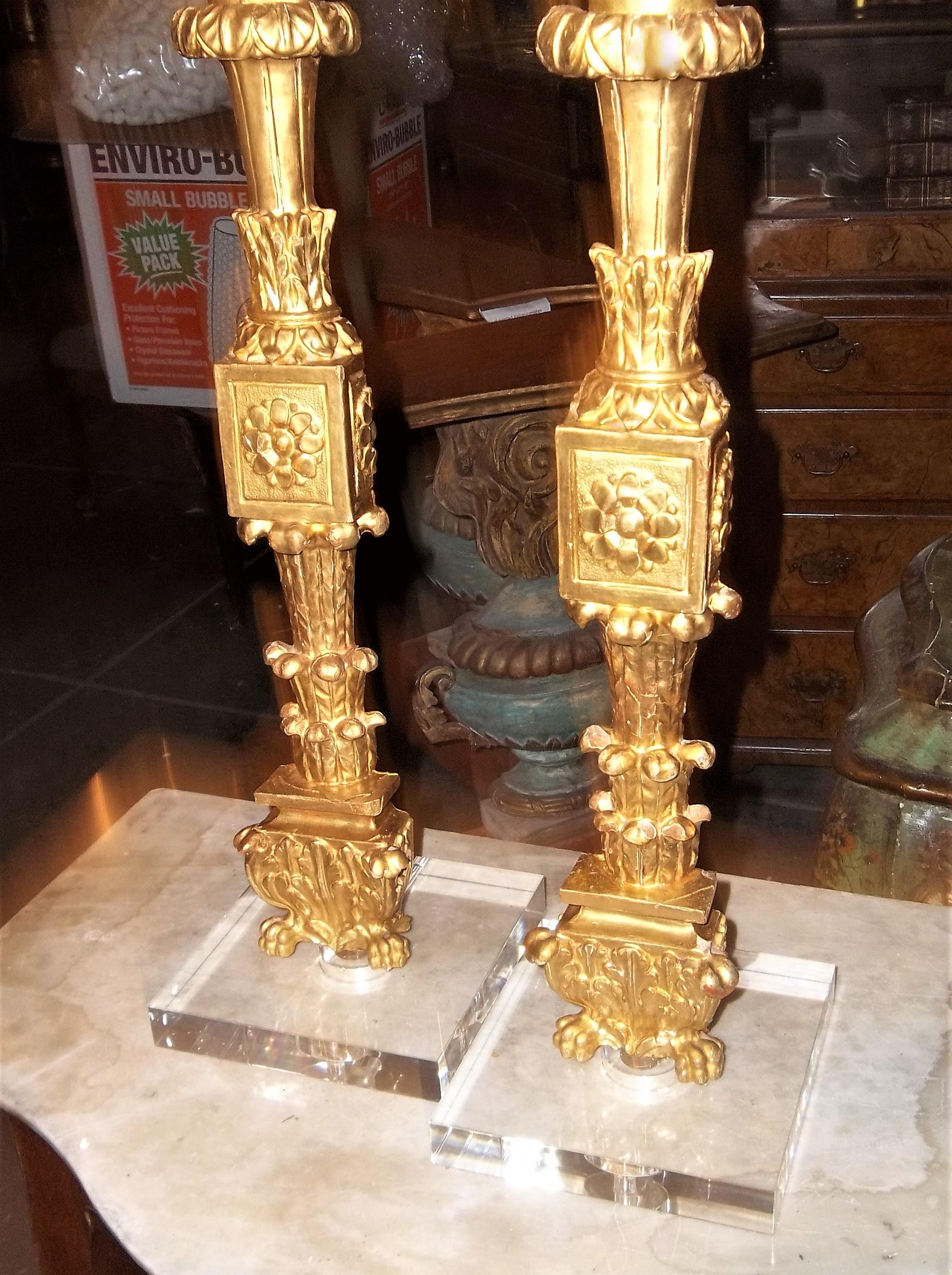 Pair of Carved Giltwood Figural Architectural or Furniture Pilaster Fragments In Good Condition In Nashville, TN