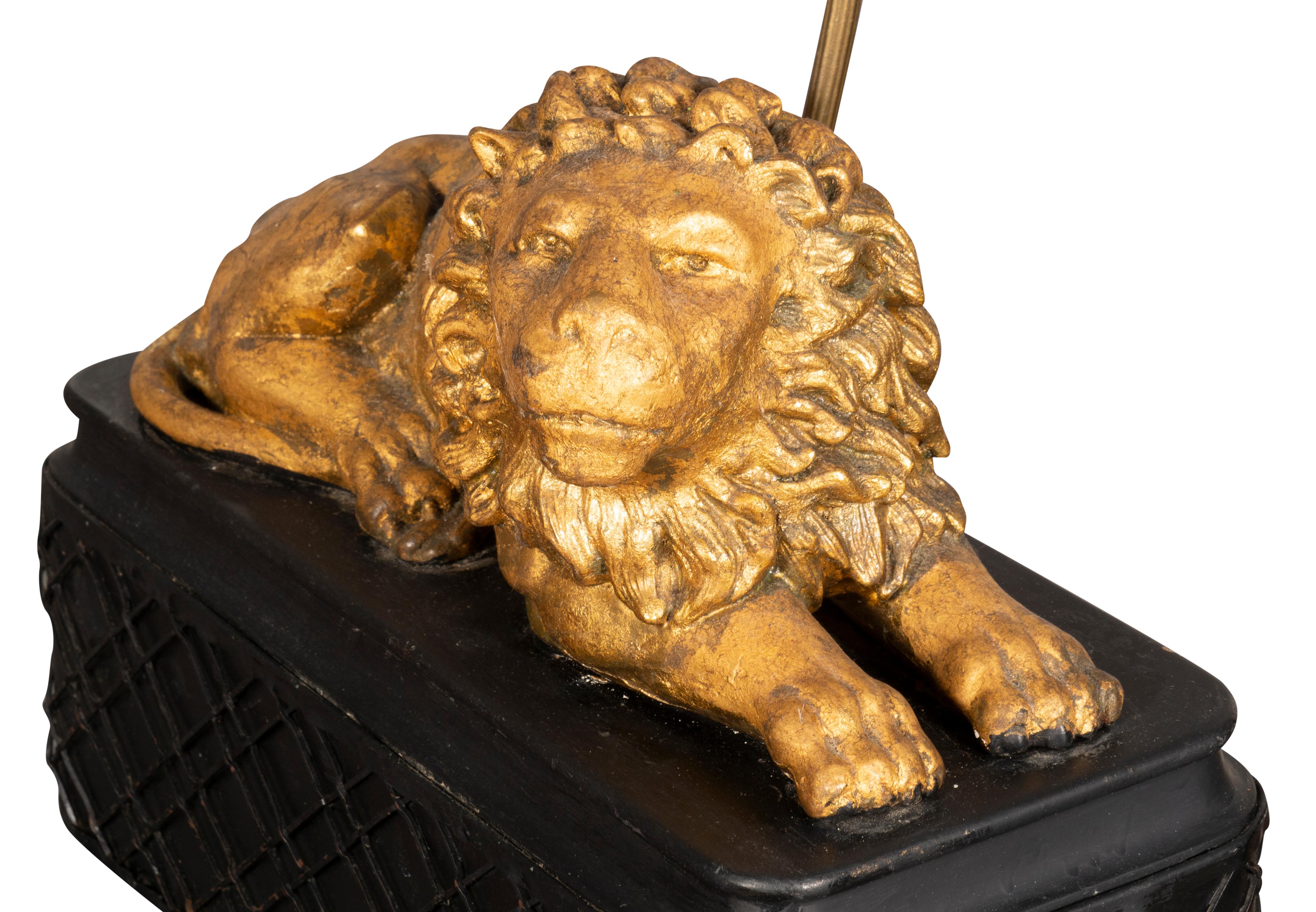 Pair of Carved Giltwood Lion Table Lamps 9