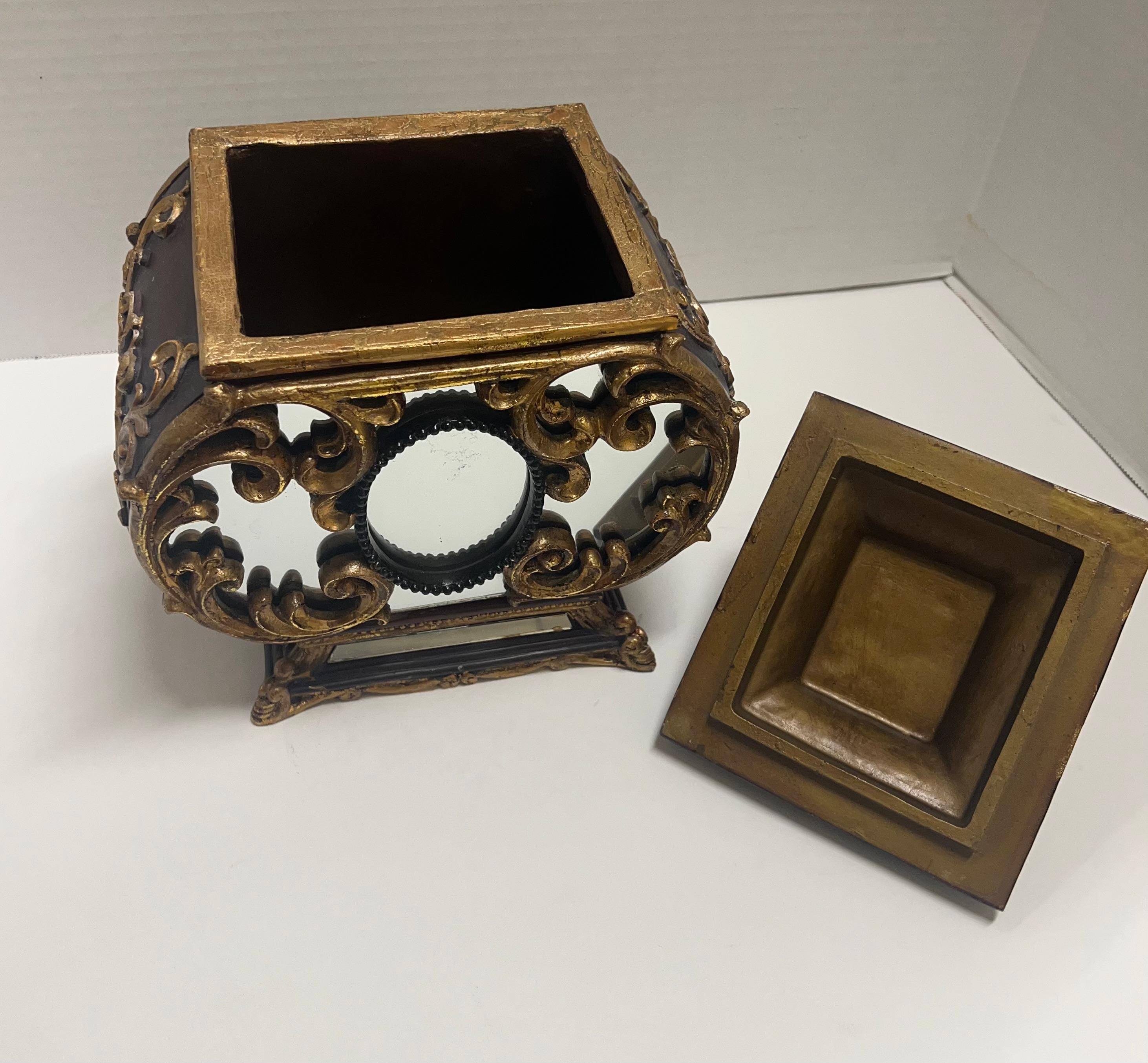 Pair of Carved Giltwood Mirrored Covered Boxes In Good Condition For Sale In Palm Beach, FL