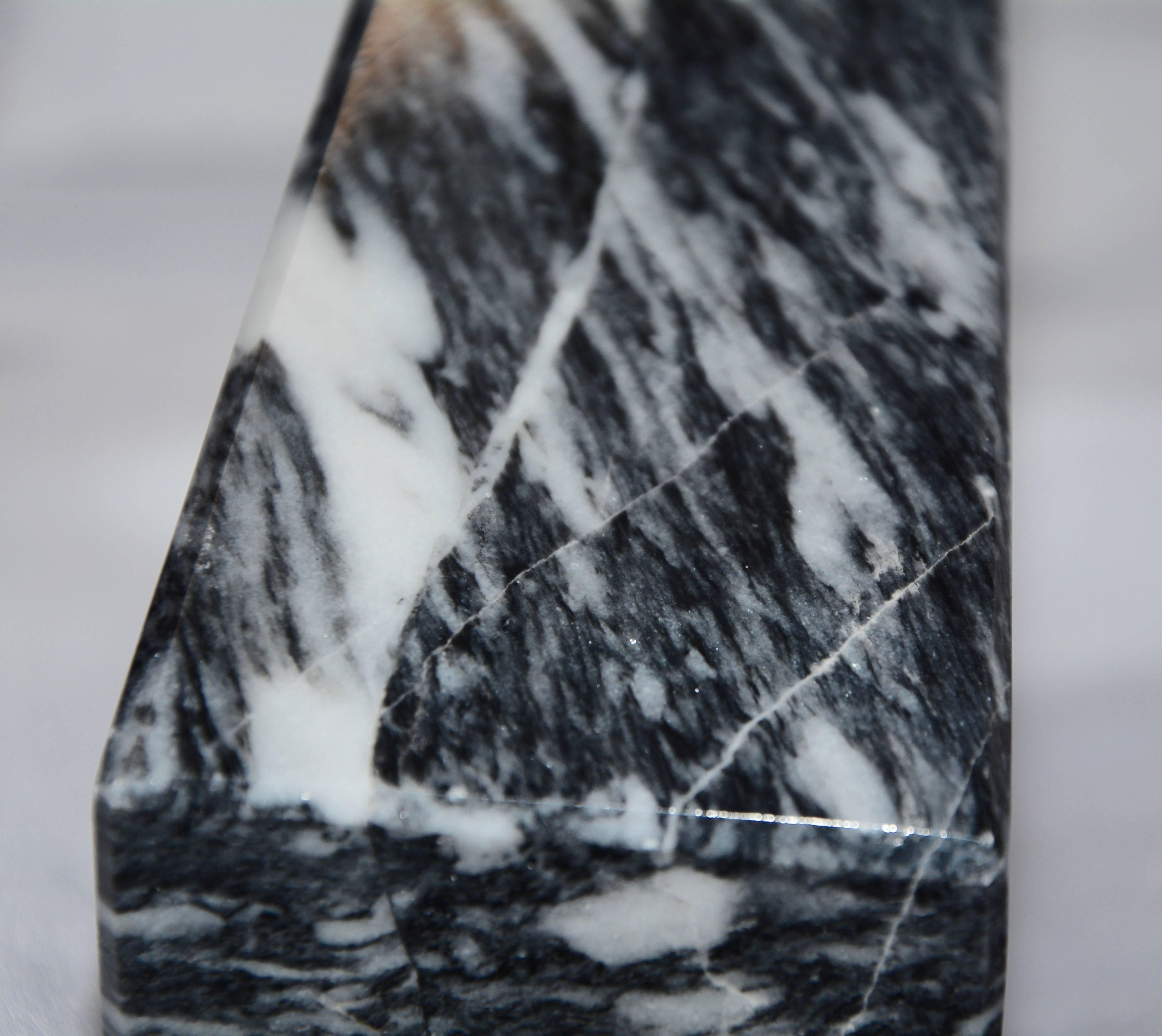 Indian Carved Gray and White Marbled Obelisks For Sale