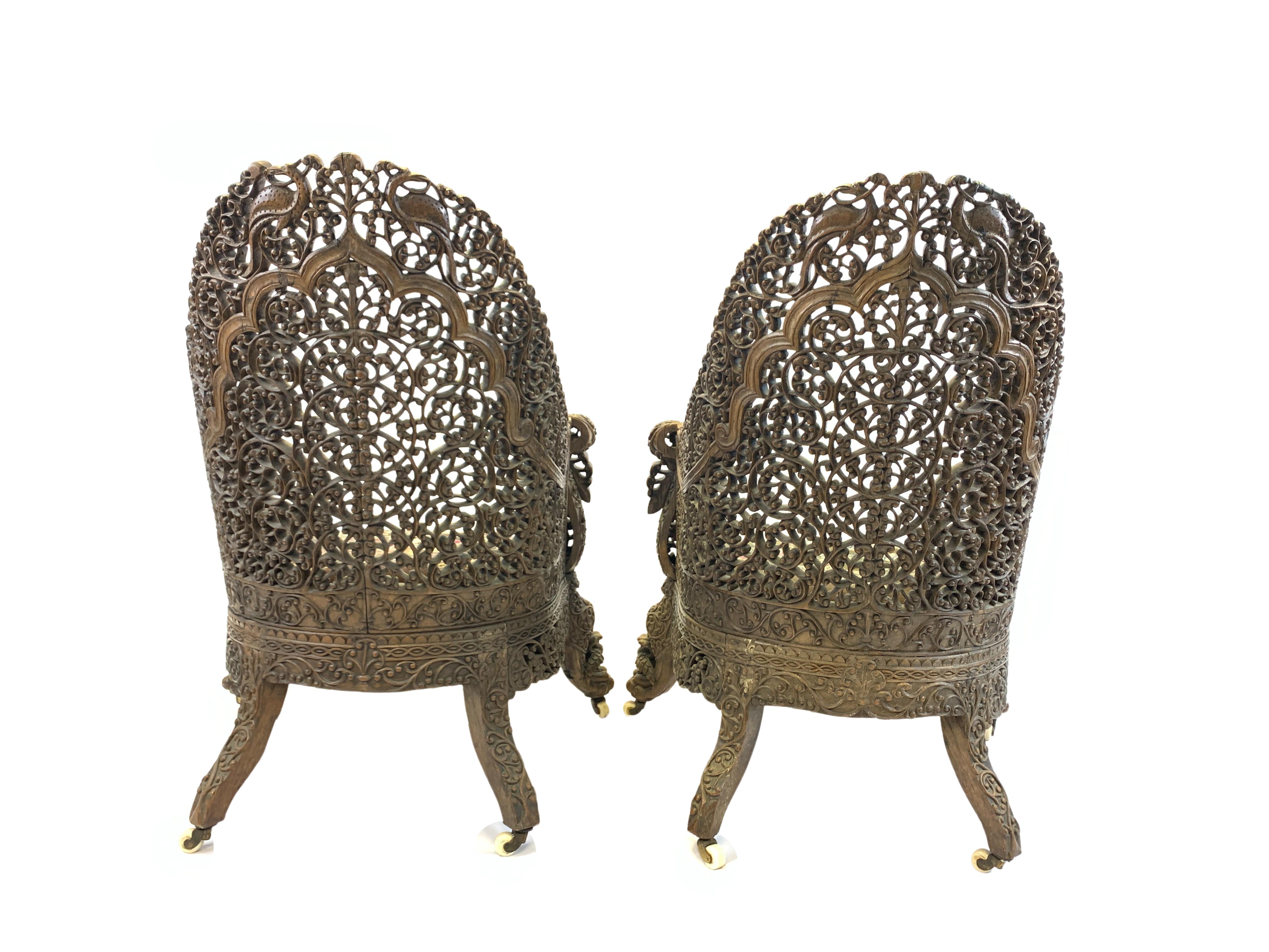 Pair of Carved Hardwood Anglo Indian Arm Chairs from the Bombay Presidency In Good Condition In London, GB
