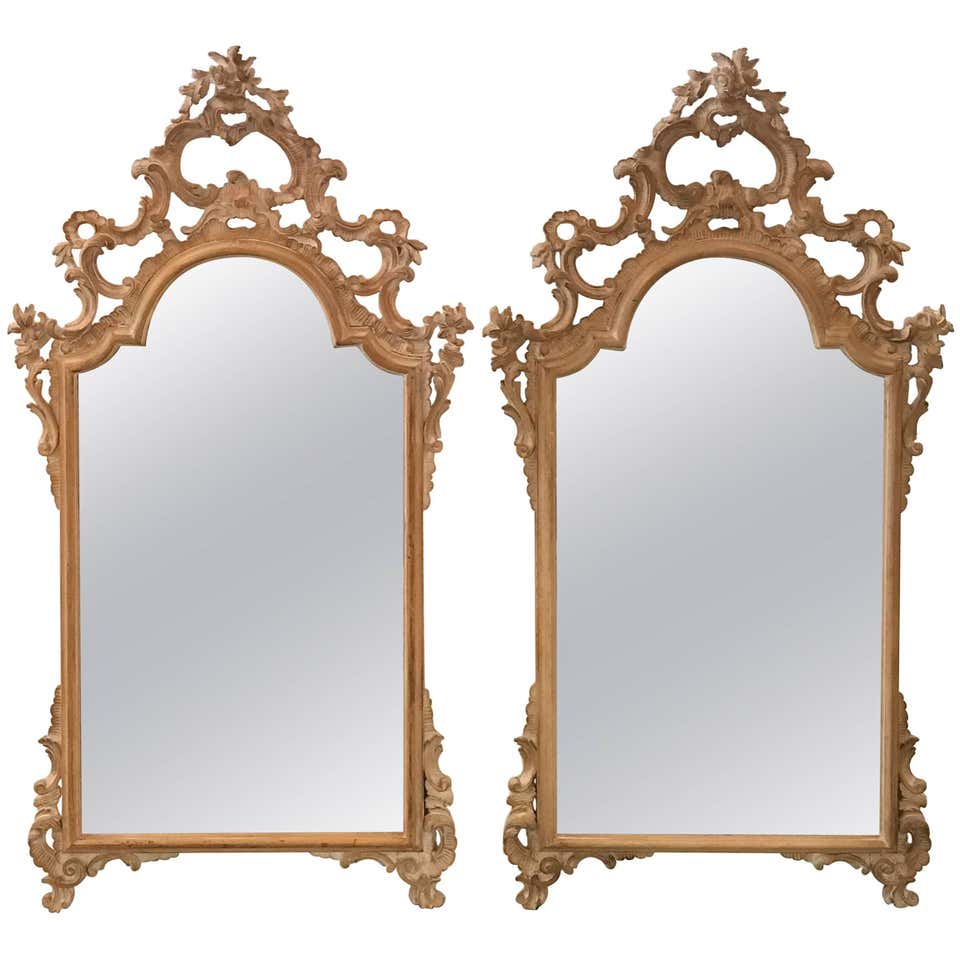 Pair of Carved Italian Rococo Mirrors For Sale at 1stDibs