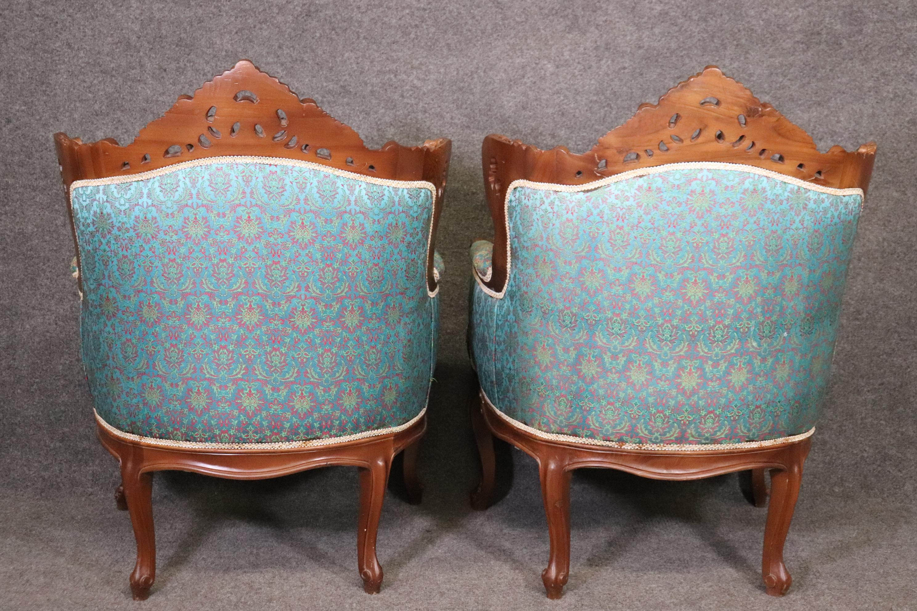 Pair of Carved Louis XV Style Armchairs Bergeres With Mother of Pearl Decoration In Good Condition For Sale In Swedesboro, NJ