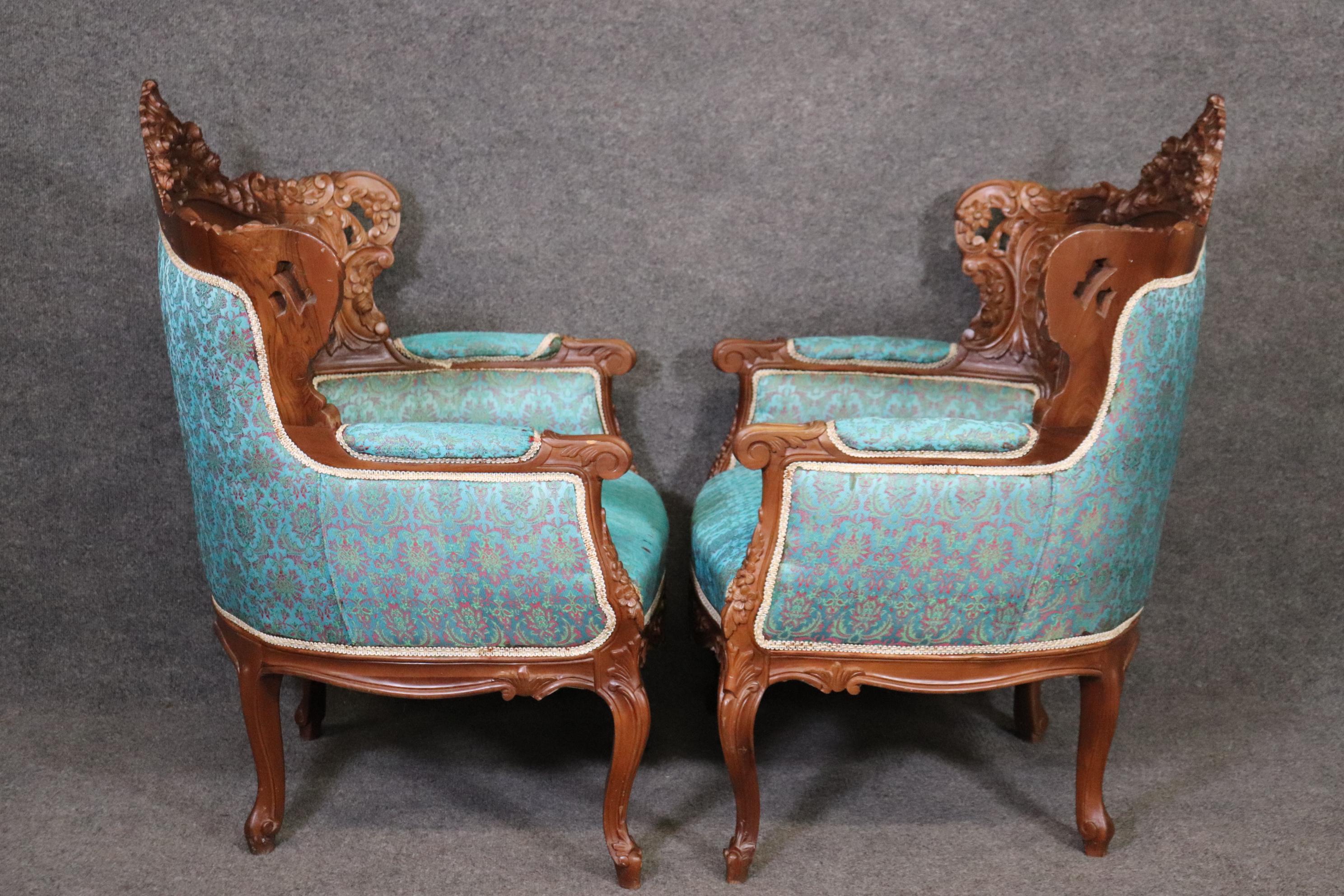 20th Century Pair of Carved Louis XV Style Armchairs Bergeres With Mother of Pearl Decoration For Sale