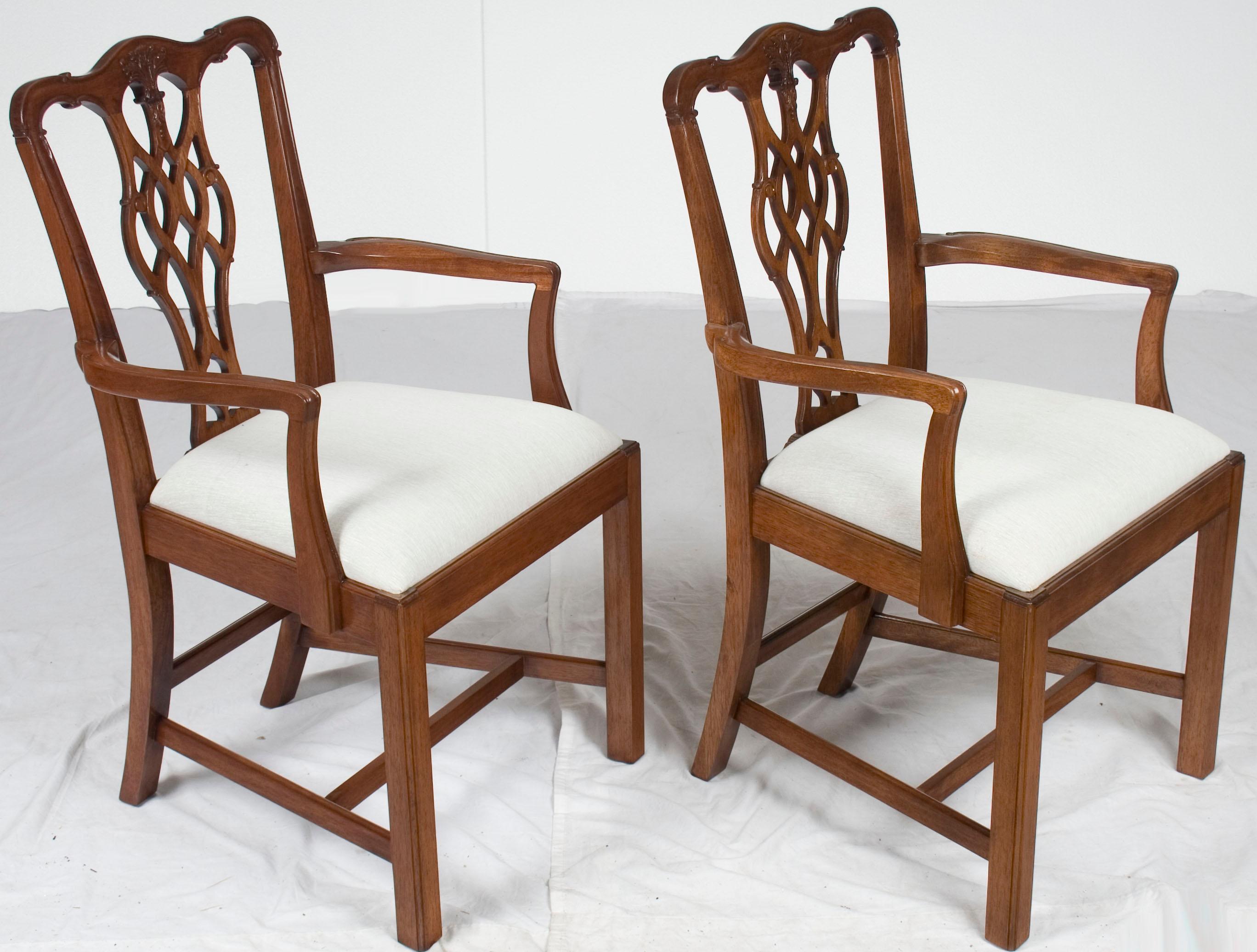 Contemporary Pair of Carved Mahogany Chippendale Style Dining Room Armchairs For Sale