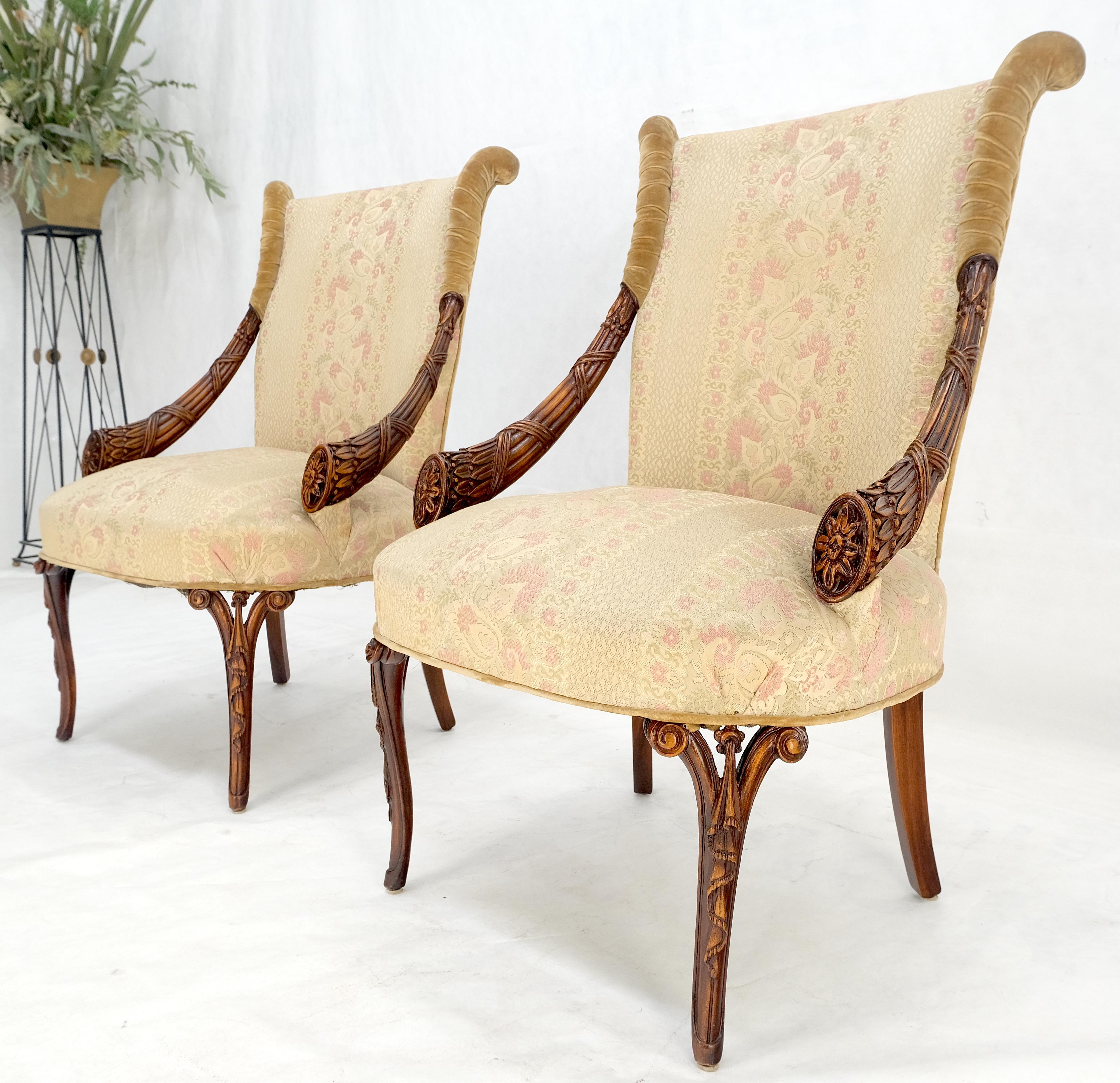 Coppia di sedie da salotto in mogano intagliato in stile Regency Revival Pulito! in vendita 2