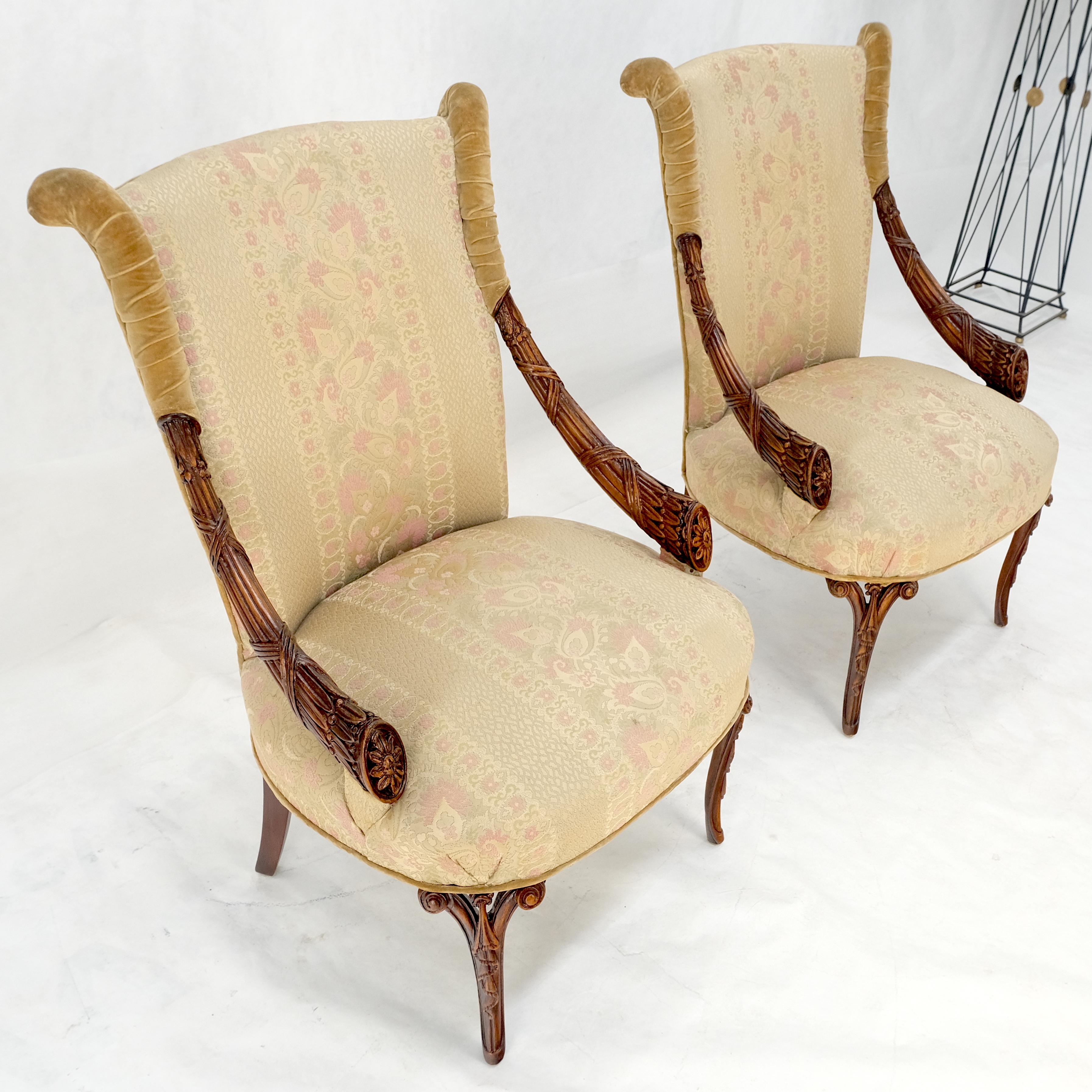 Coppia di sedie da salotto in mogano intagliato in stile Regency Revival Pulito! in vendita 4