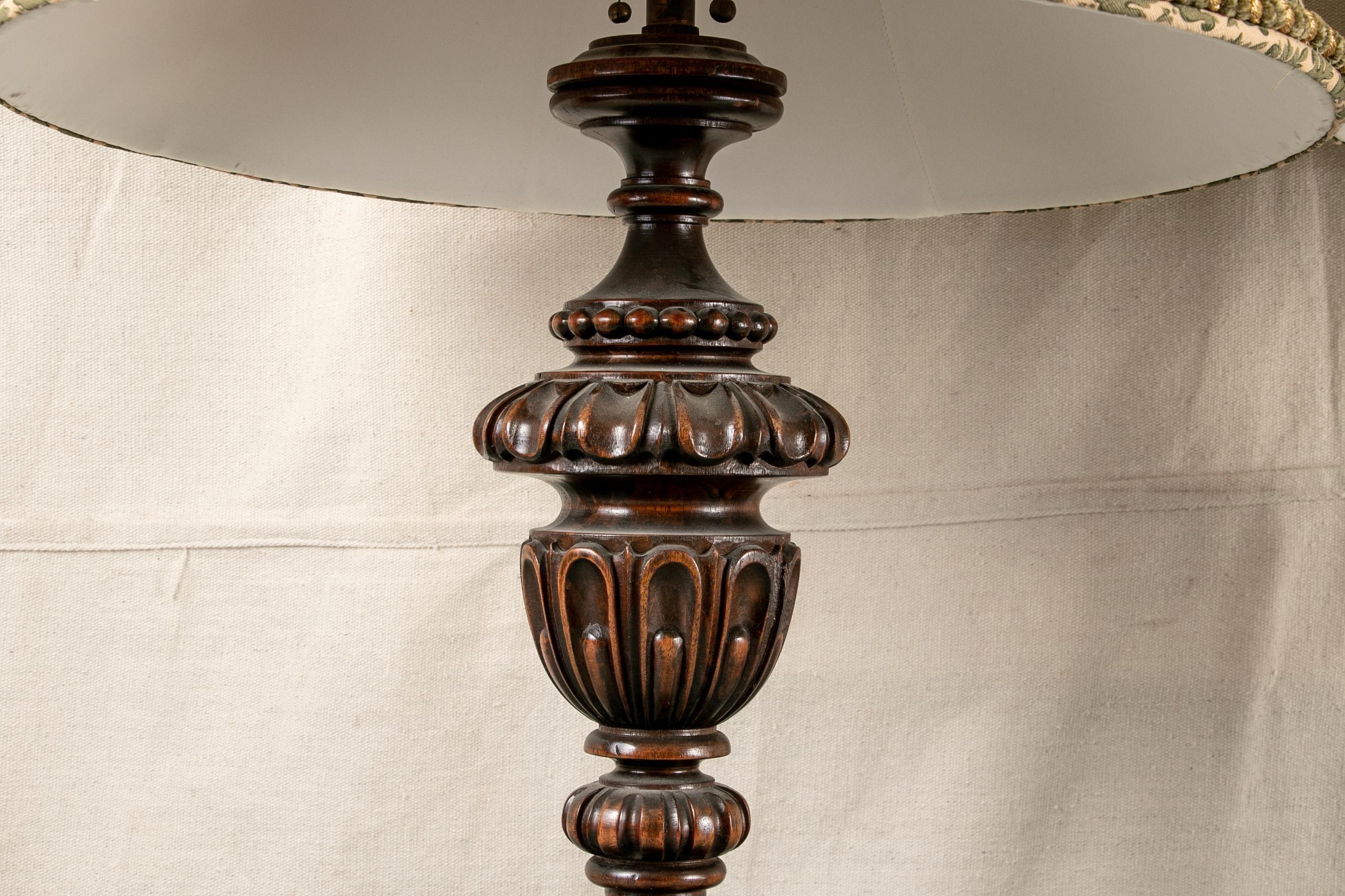 20th Century Pair of Carved Mahogany Table Lamps