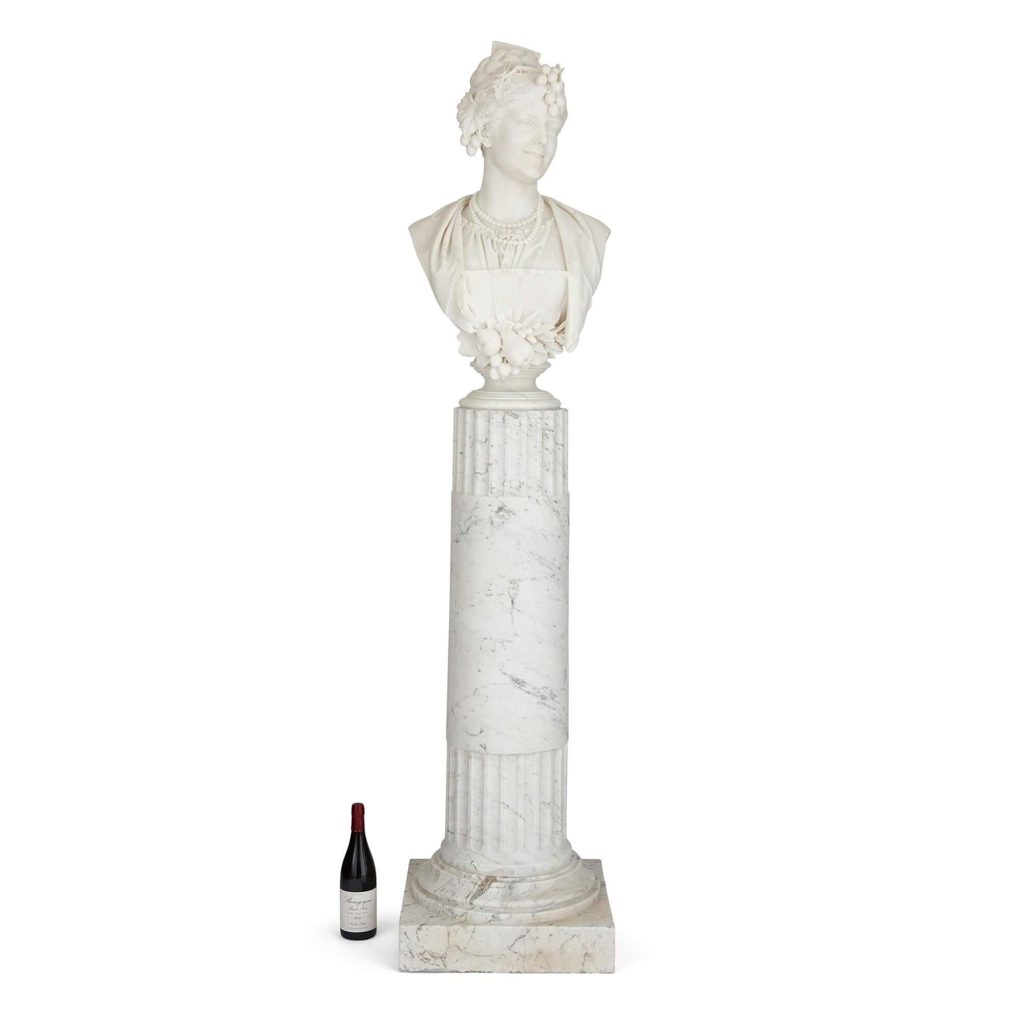 Paire de bustes en marbre sculpté sur pied du sculpteur italien Arnaldo Fazzi en vente 3
