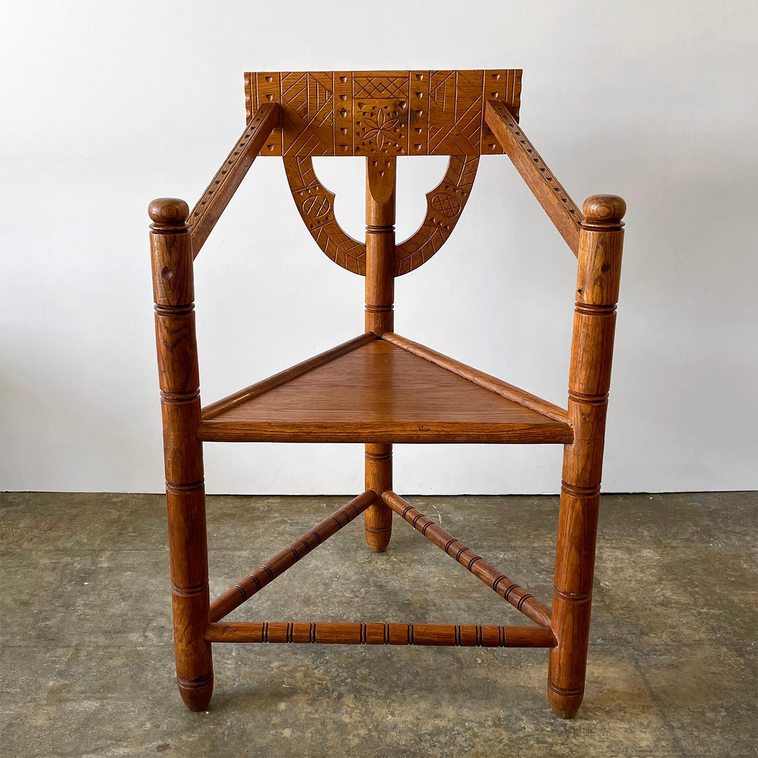 20th Century Pair of Carved Nordic Corner Chairs For Sale