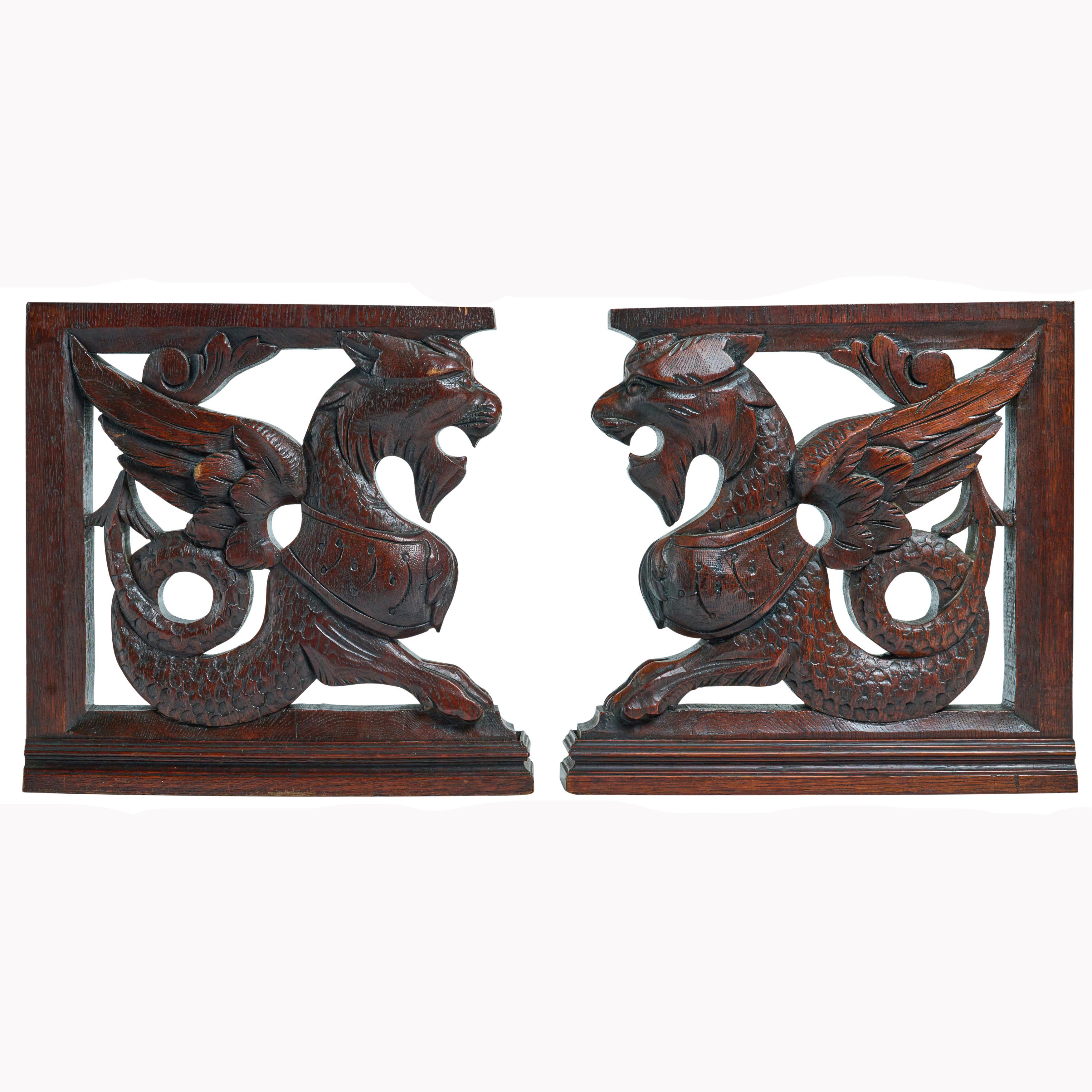 Pair of Carved Oak Griffin Brackets In Good Condition For Sale In Chicago, IL