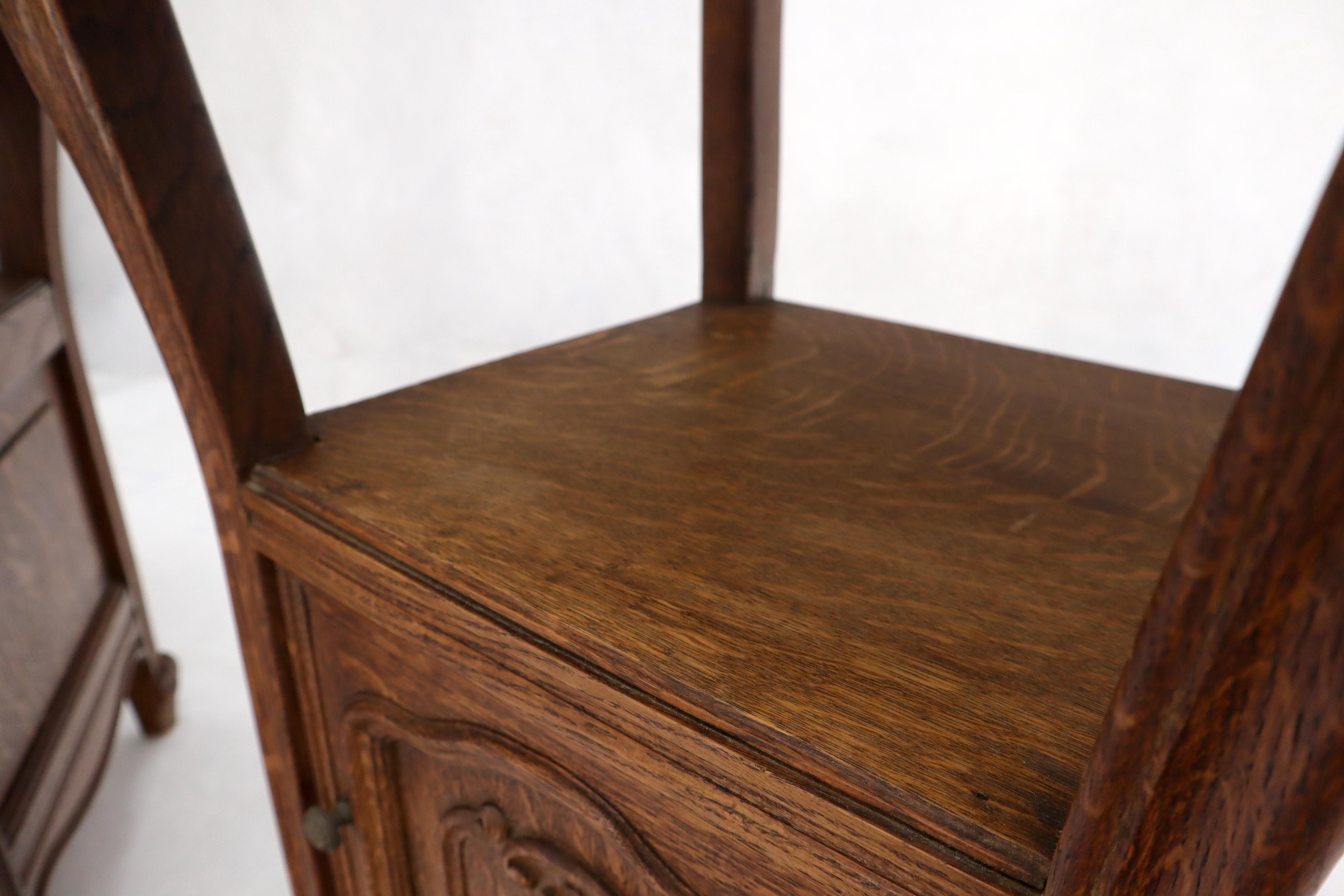 Pair of carved oak rouge marble tops nightstands end tables For Sale 4