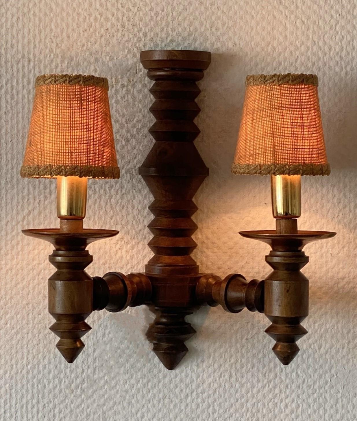 20th Century Pair of French Carved Wood Wall Sconces by Charles Dudouyt, 1940s For Sale