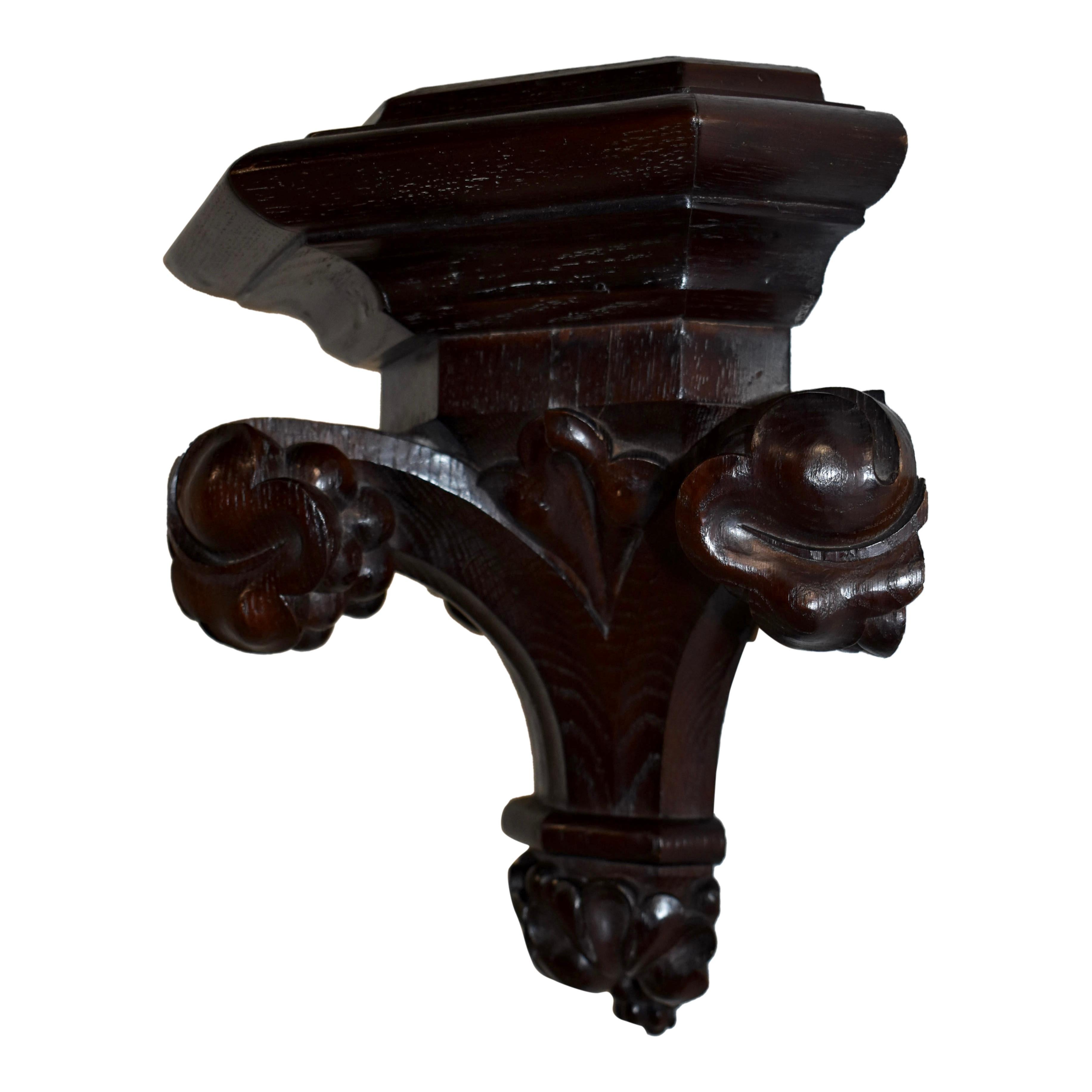 19th Century Pair of Carved Oak Wall Console Bracket Shelves, circa 1890 For Sale