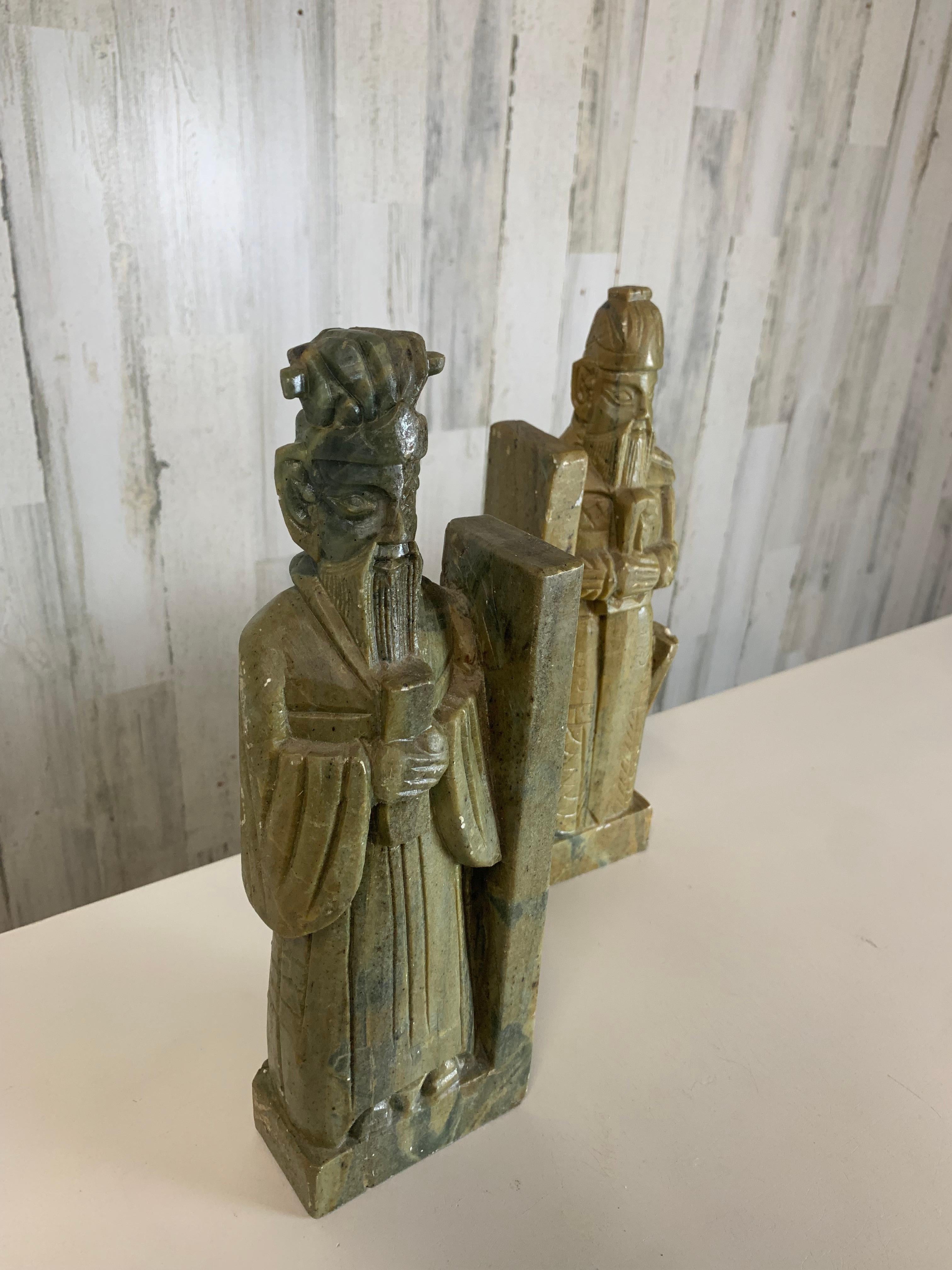 Coppia di fermalibri in pietra ollare scolpita Scholar- Warrior in vendita 11