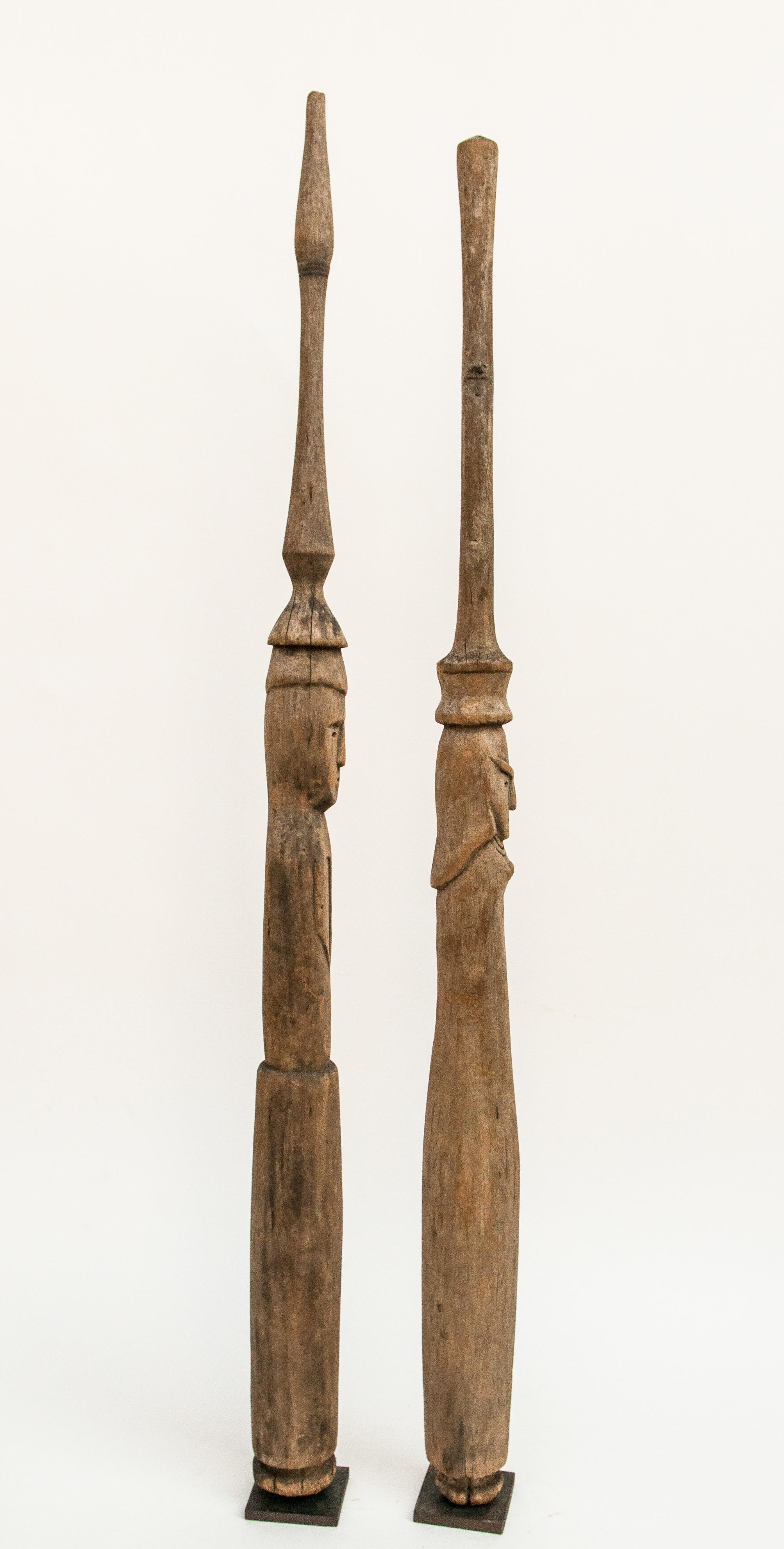 Pair of Carved Tribal Net Buoys from Mentawai Island, Mid-Late 20th Century In Good Condition In Point Richmond, CA