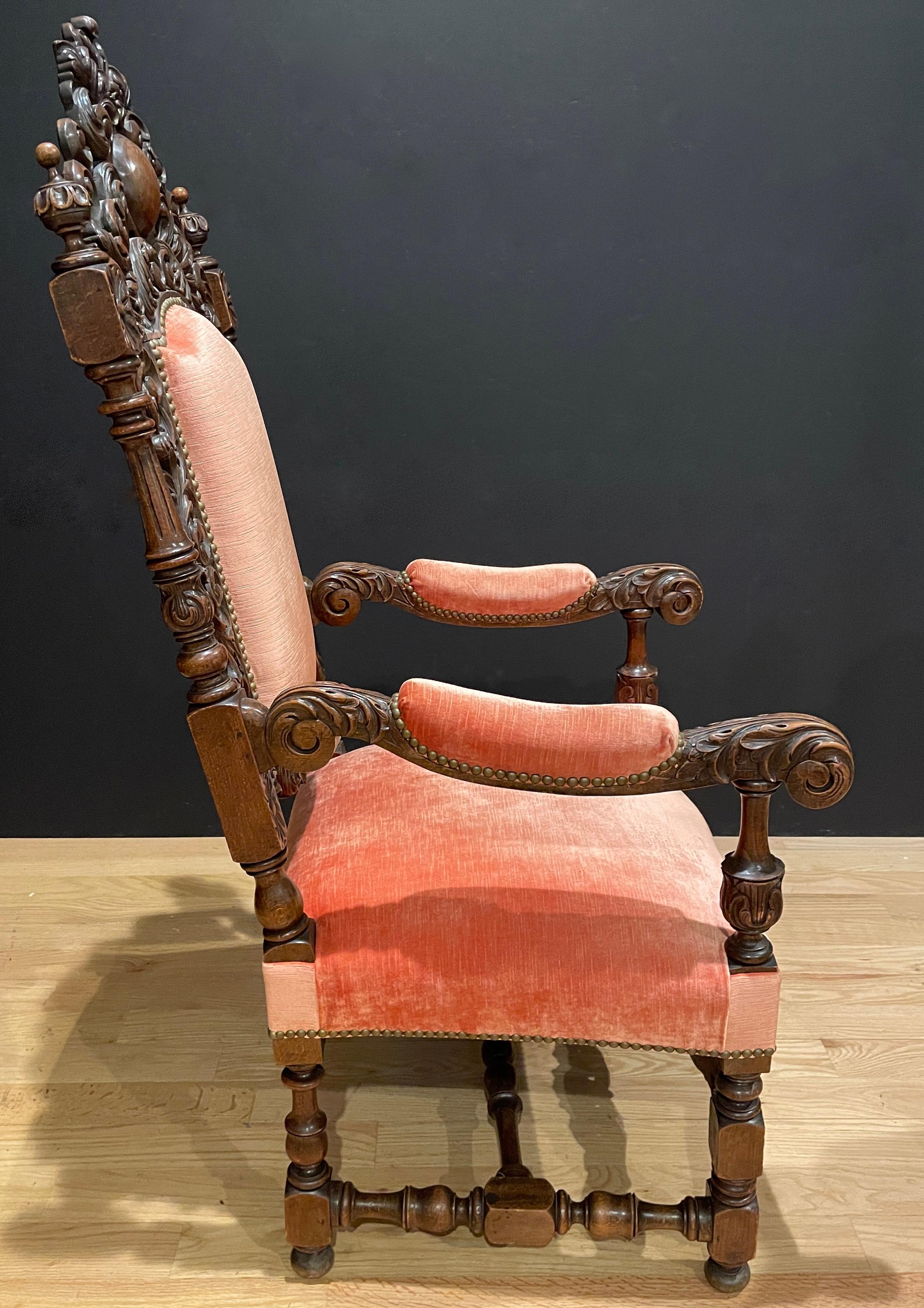 Hand-Carved Antique Pair of Carved Walnut Rococo Throne Chairs For Sale