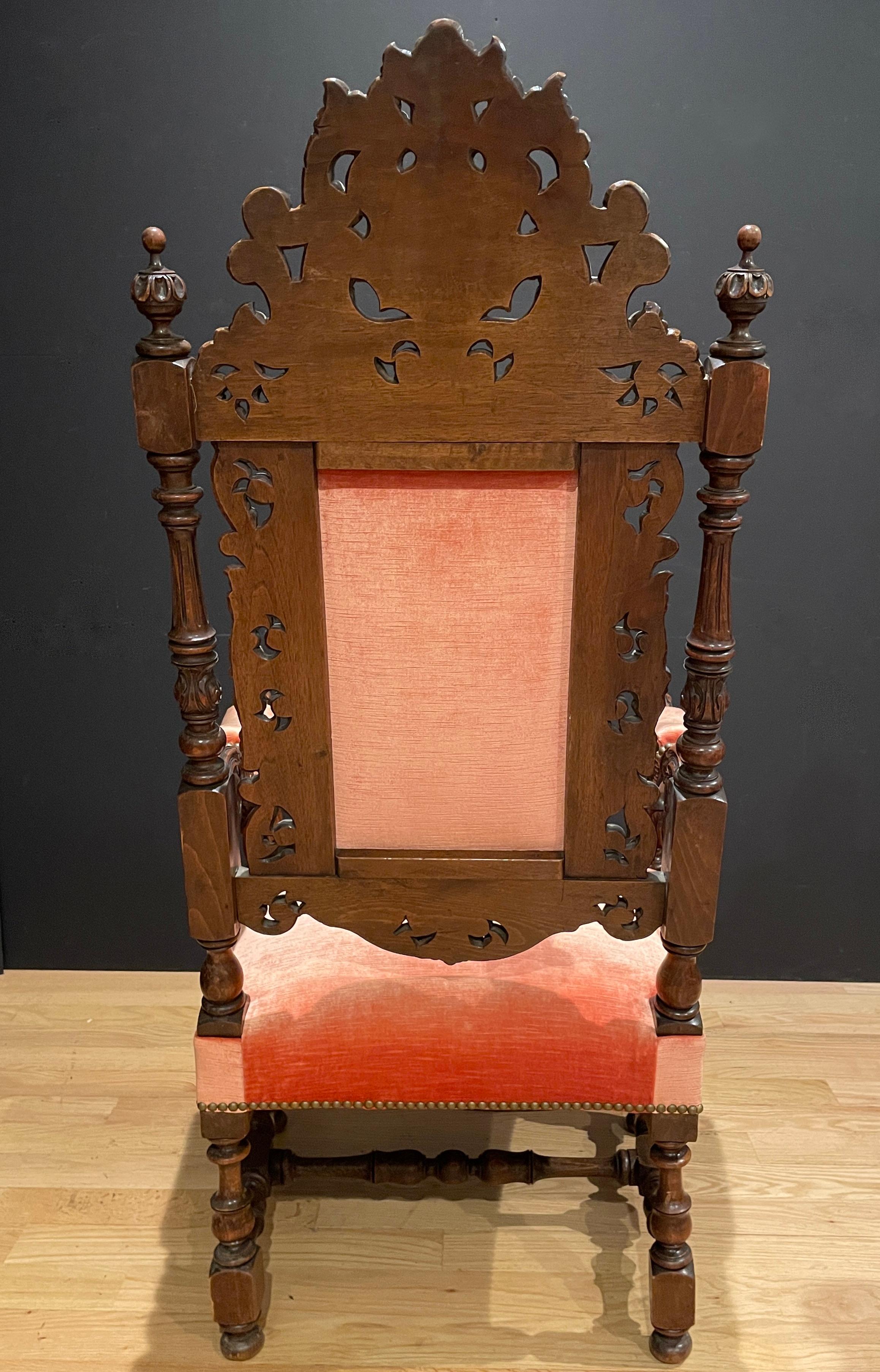 Antique Pair of Carved Walnut Rococo Throne Chairs In Good Condition For Sale In Norwood, NJ