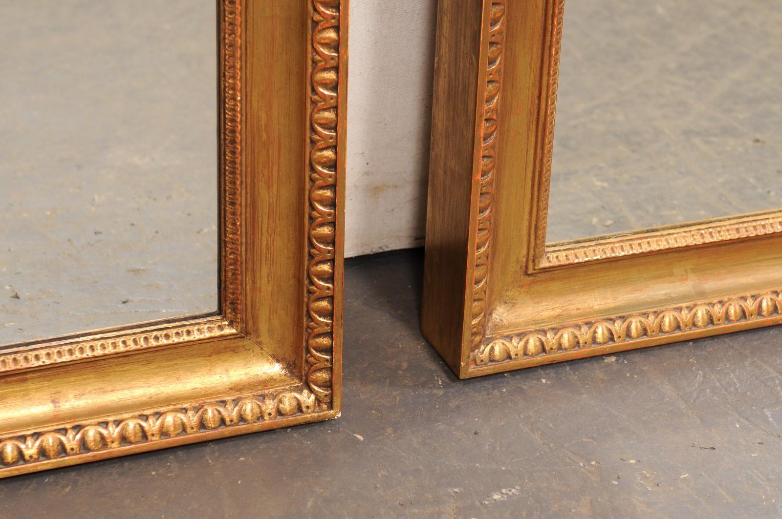 Pair of Carved-Wood Mirrors, Gold Frame w/Egg-and-Dart & Lamb's Tongue Trim For Sale 1